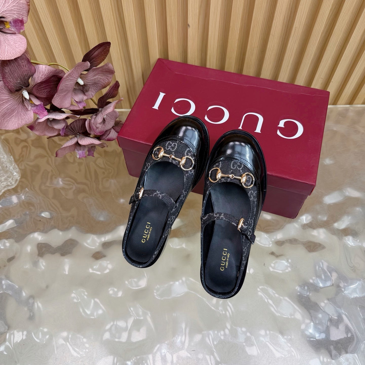 GG 26 Mule Black Beaded Leather Double G Fabric 589455