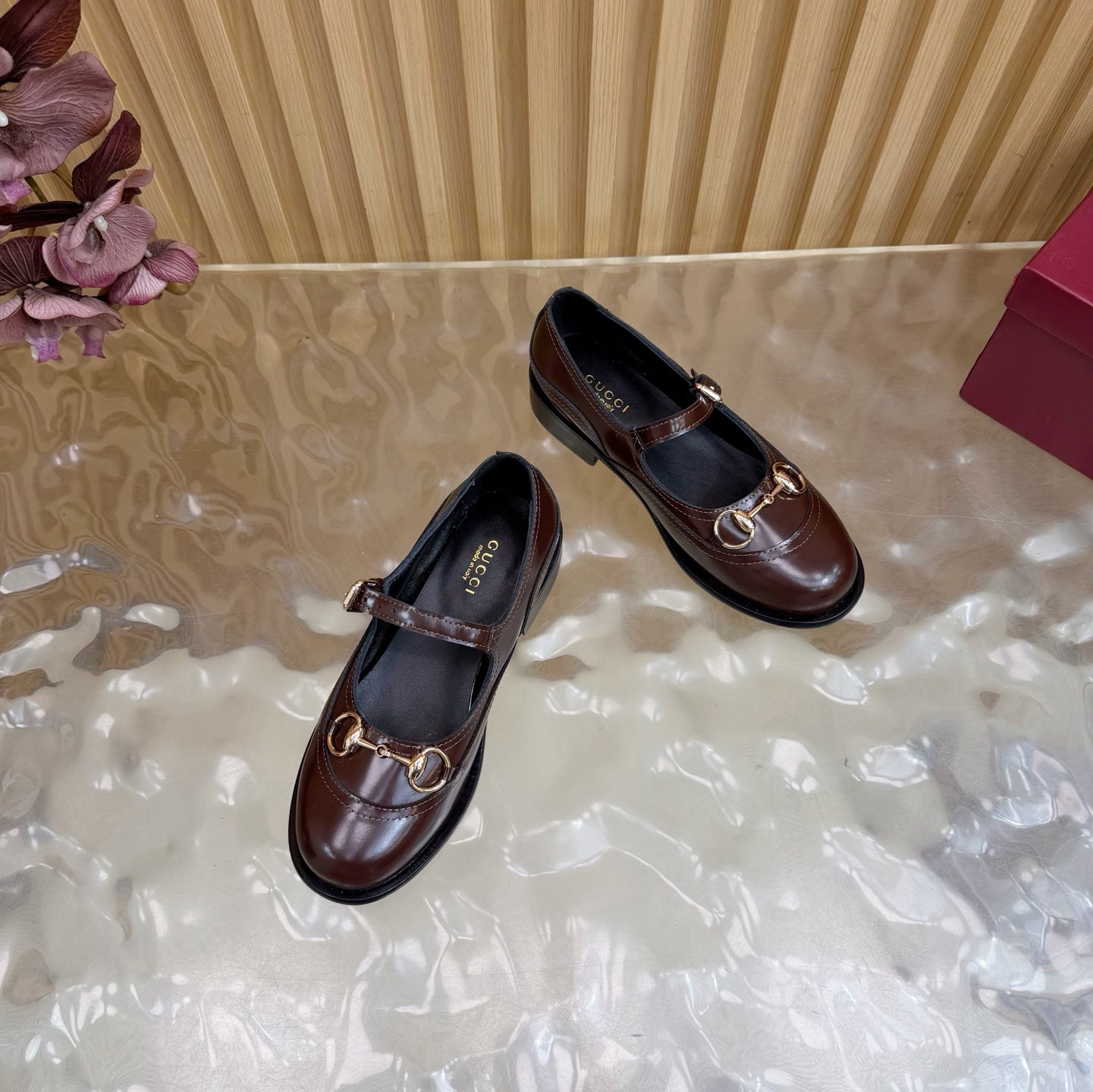 GG 26 Slip-on Dark Brown Sheepskin 589462