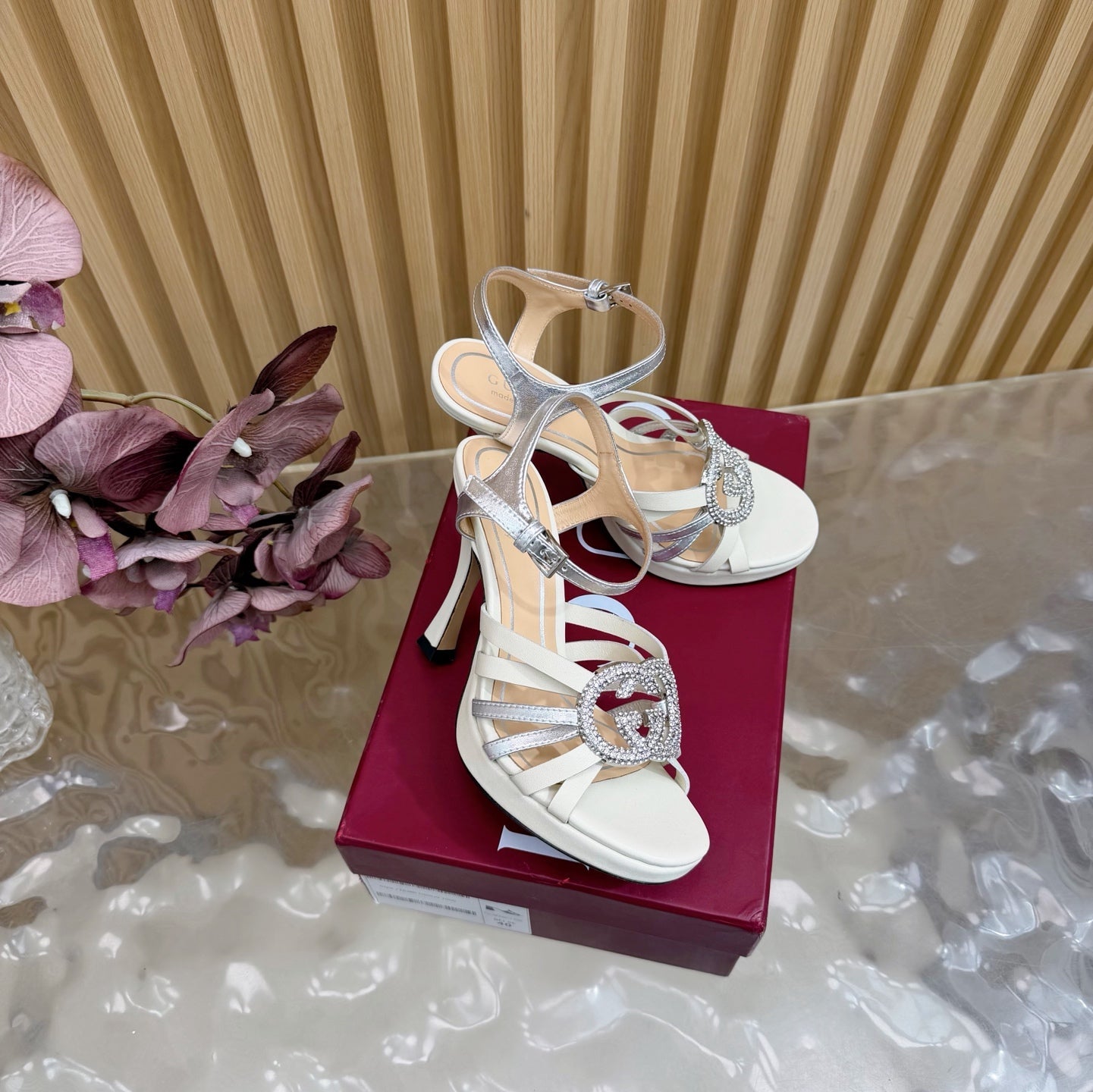 GG 26 High-Heeled Platform Sandals 105 White Cowhide 589499