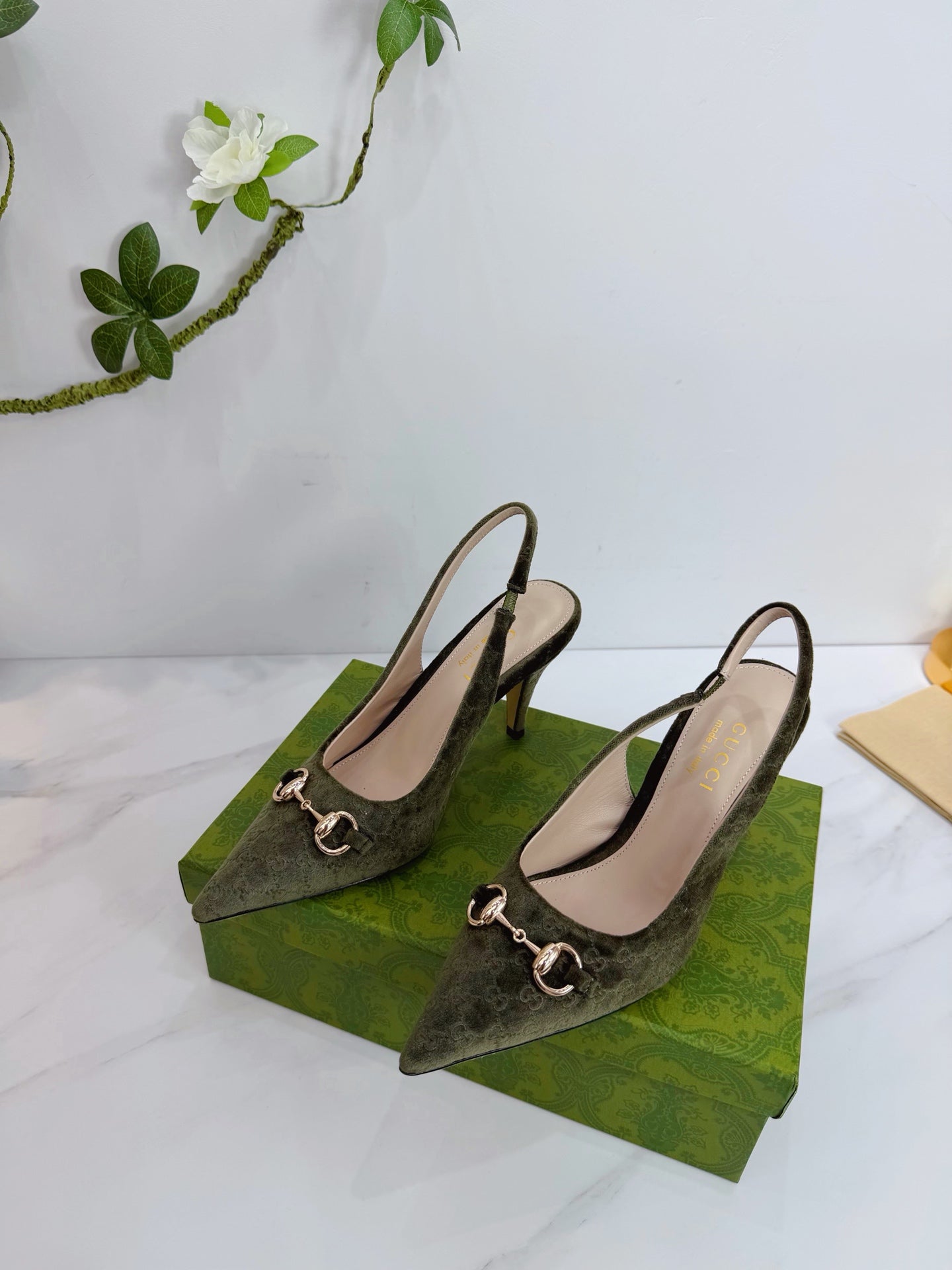 GG 26 Slingback Olive Green Velvet 592420