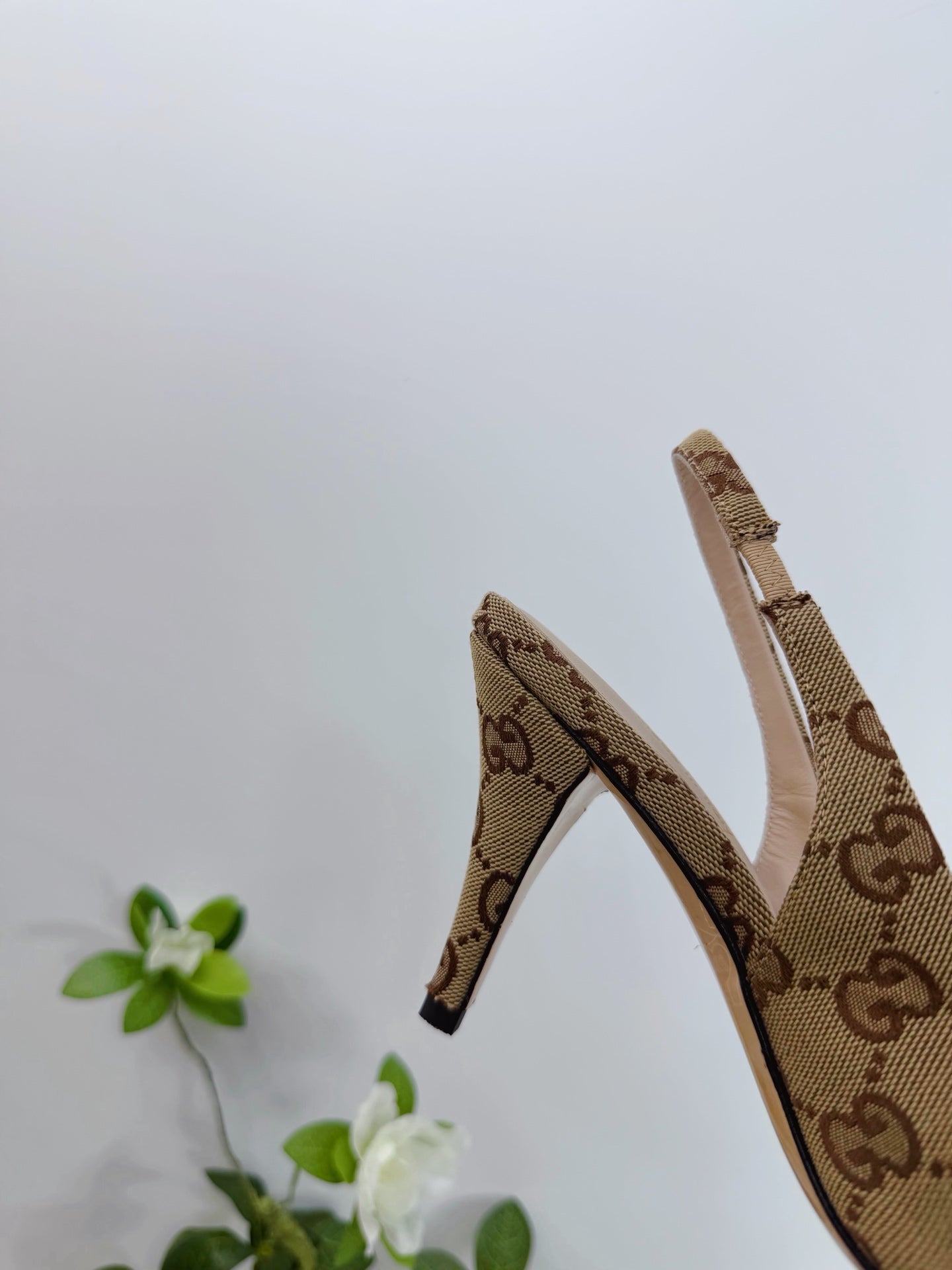 GG 26 Slingback Beige Brown Fabric 592422
