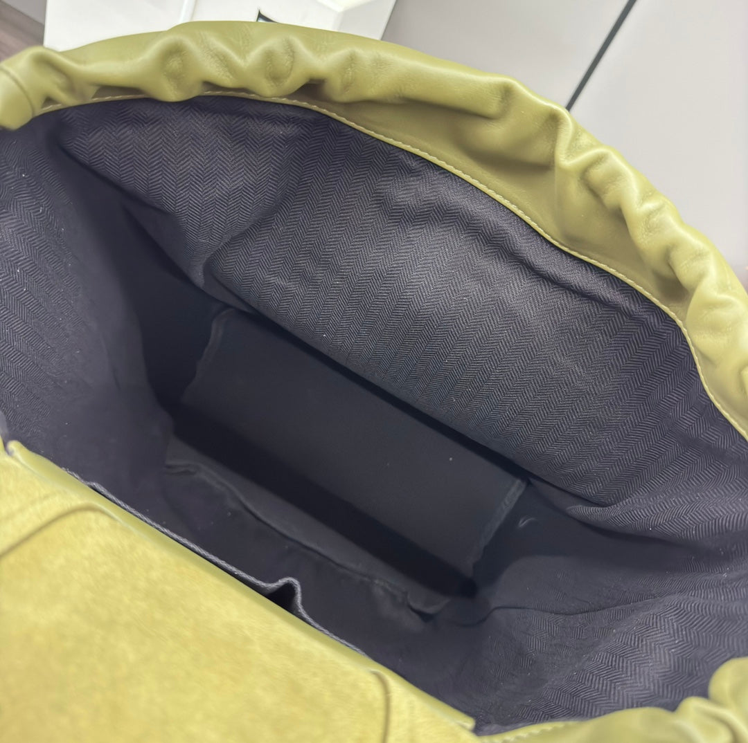 Loewe 2025 Flamenco Backpack 40cm Olive Green Calfskin 274688