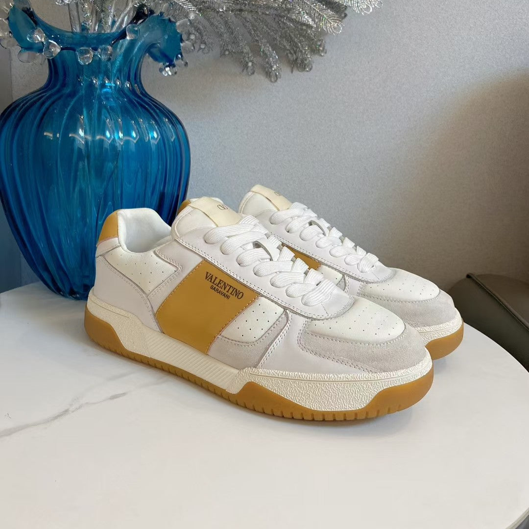 VT 25S  Casual Sneakers White Tan Cowhide 563096