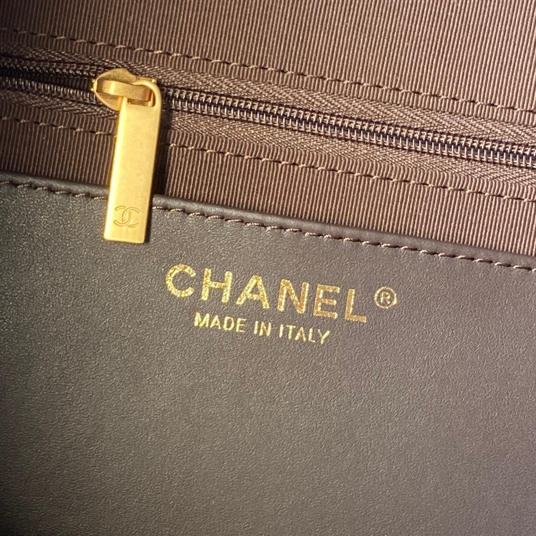 Chanel 2025 Hobo Bag 35cm Brown Suede 318243