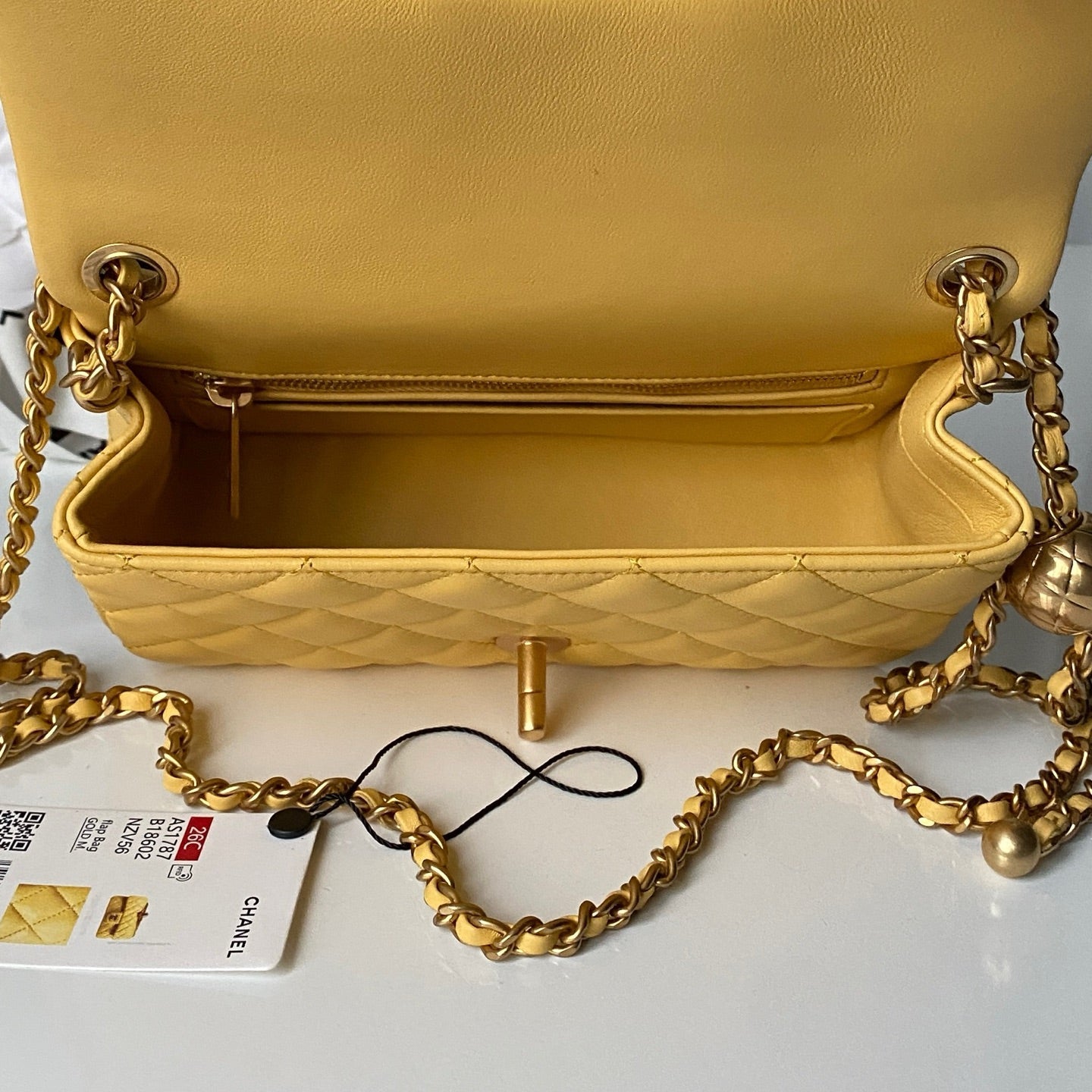 Chanel 25 Rectangular Pearl Crush Bag 20cm Yellow Lambskin 324811