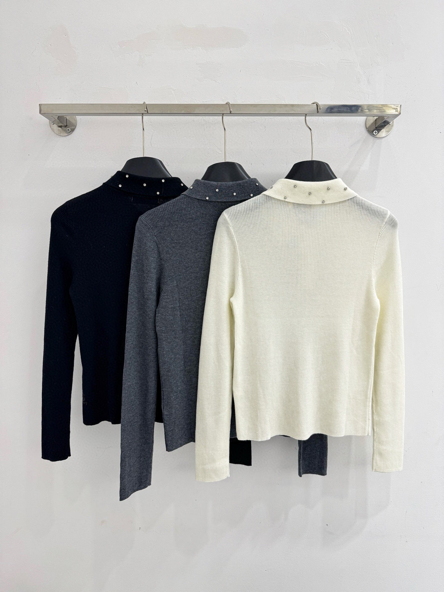 Miumiu 2025  Beaded Collar Long-Sleeve Knit Sweate Wool