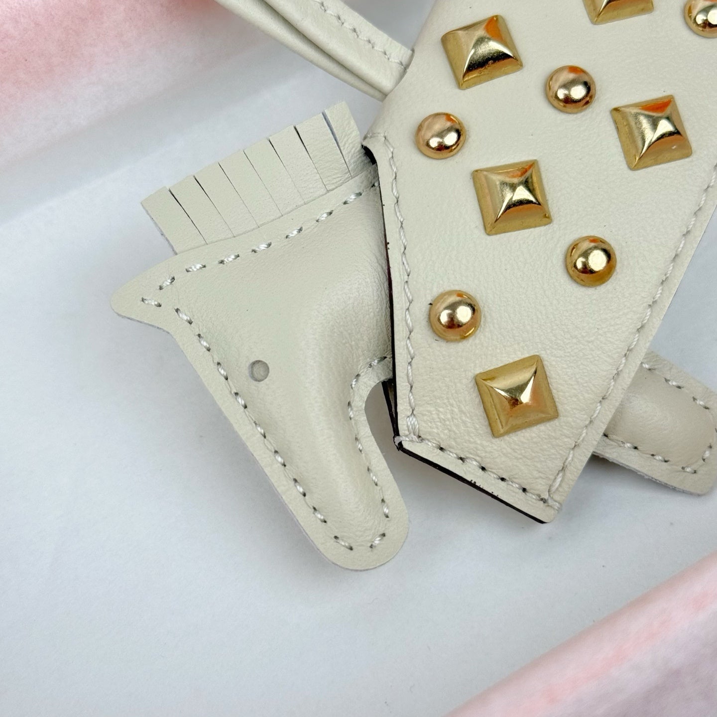 HM Rodeo Robeo Coeur Pony Bag Charm With Gold-tone Studs Cream Lambskin