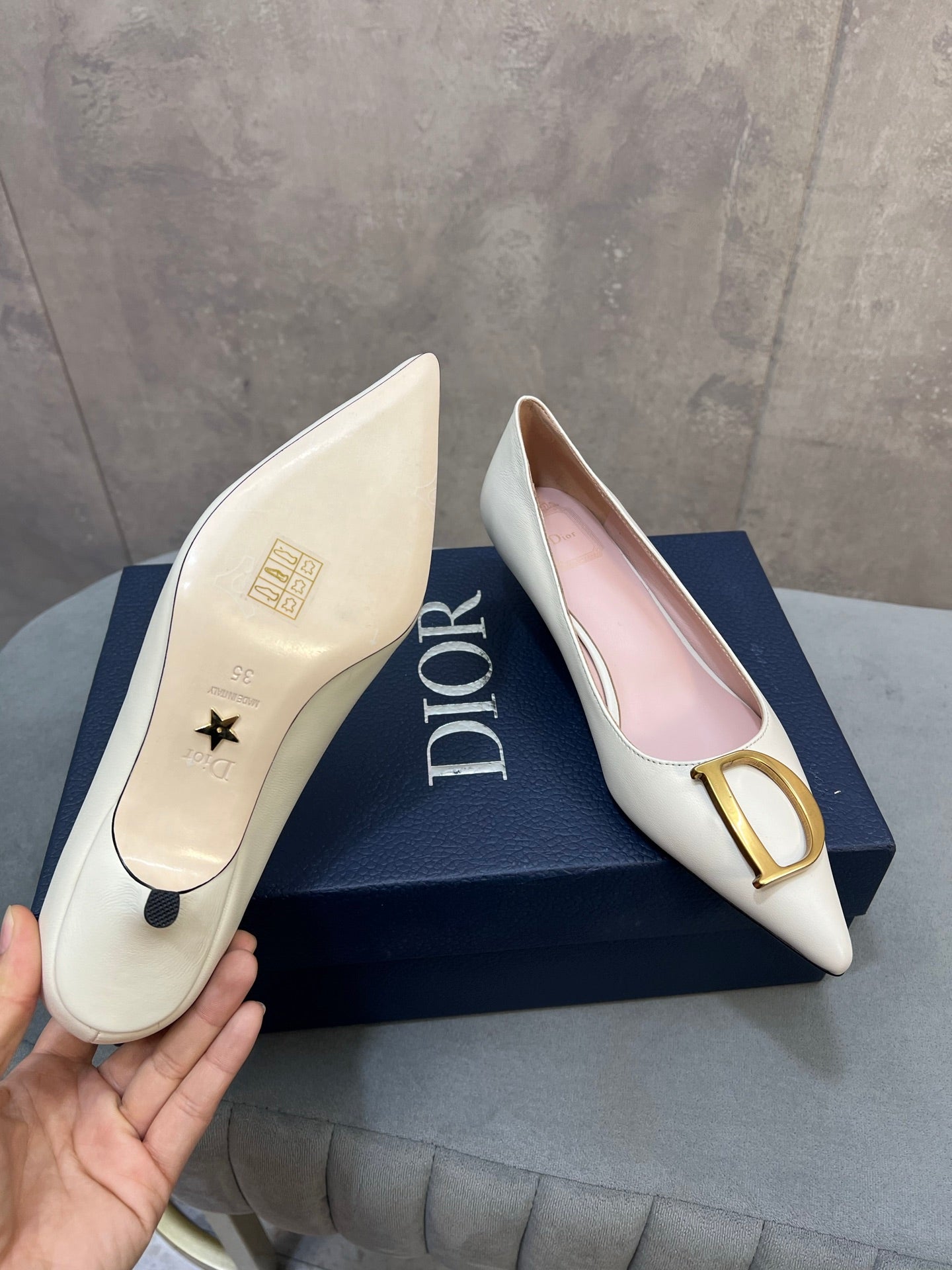 CD 26 High-Heeled 40 Pumps White Cowhide 594575