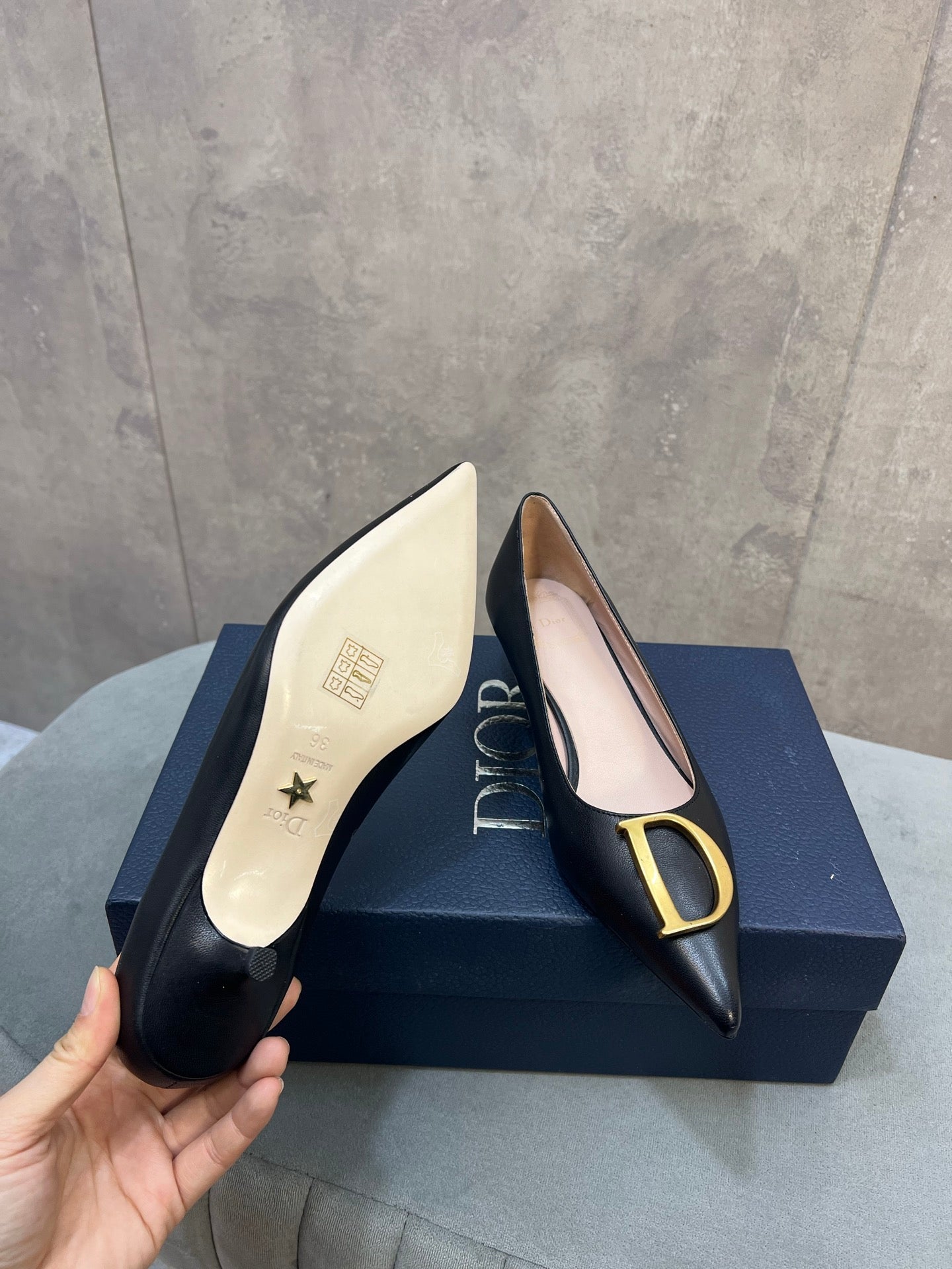 CD 26 High-Heeled 40 Pumps Black Cowhide 594579