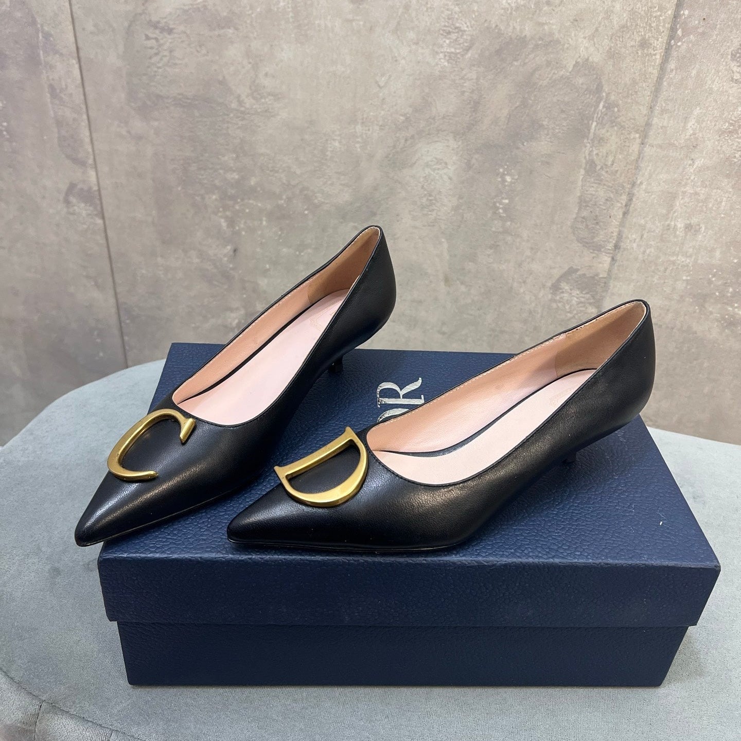 CD 26 High-Heeled 40 Pumps Black Cowhide 594579