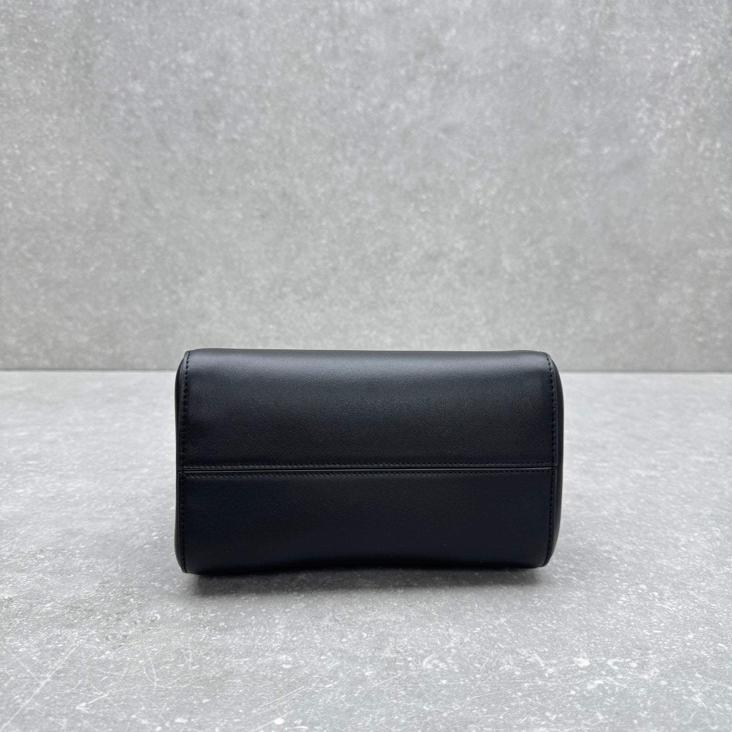 The Row 2025 Harper Backpack 26cm Black Leather