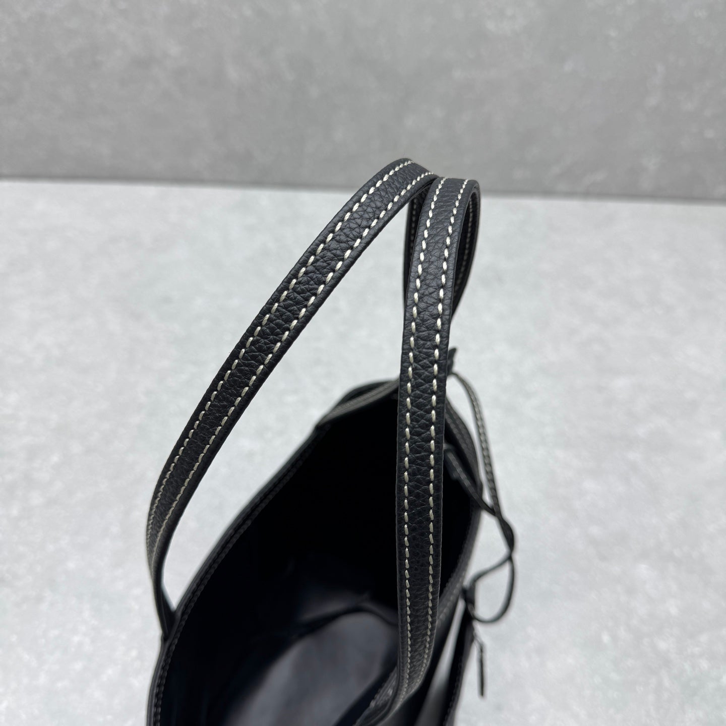 The Row 2025 Park Tote Stitch Bag Black 22cm Leather