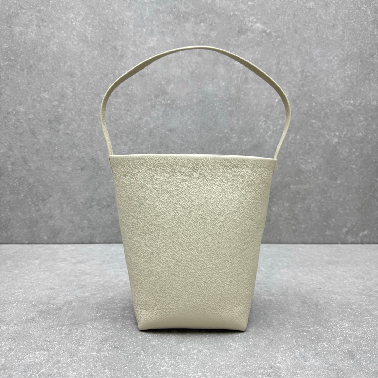The Row 2025 N/S Park Tote Bag 34cm White Calfskin