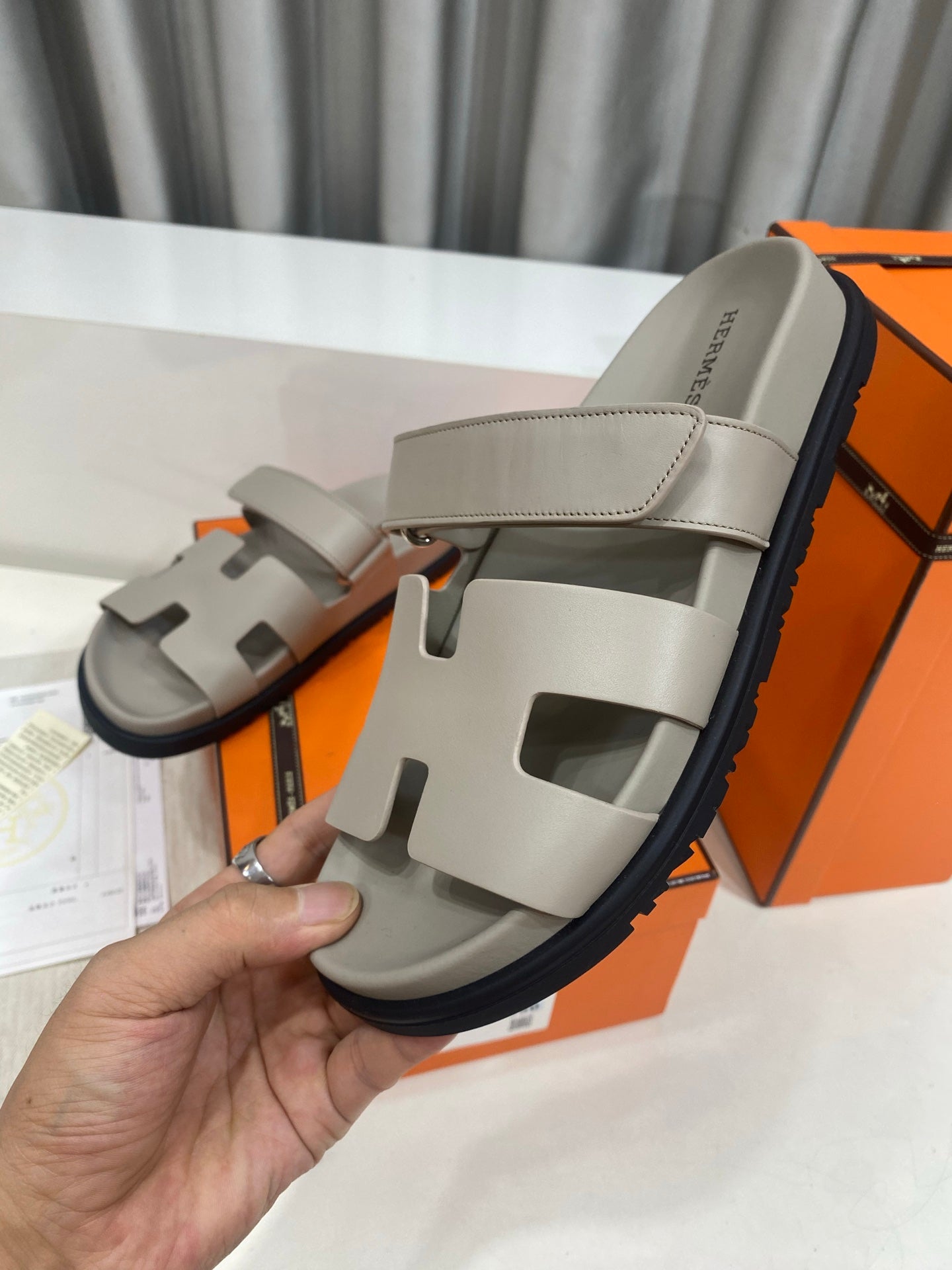 Hermes 2026 Chypre Sandal Calfskin 957561
