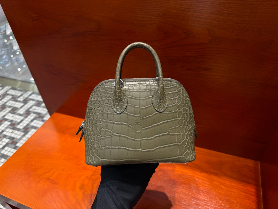 High-end Hermes 2026 Mini Bolide 18cm Olive Green Crocodile Leather