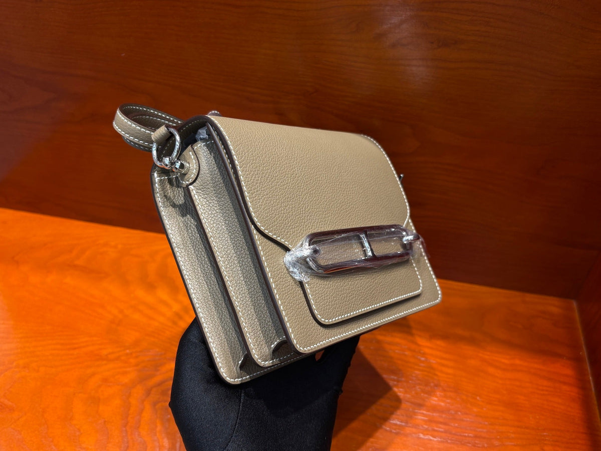 High-end Hermes 2026 Mini Roulis 18cm Evercolor Leather