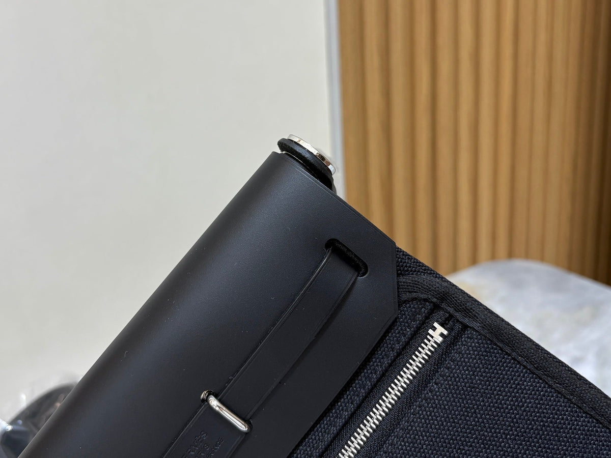 High-end Hermes 2026 Herbag Zip 21.5cm Black Saddle Leather And Canvas
