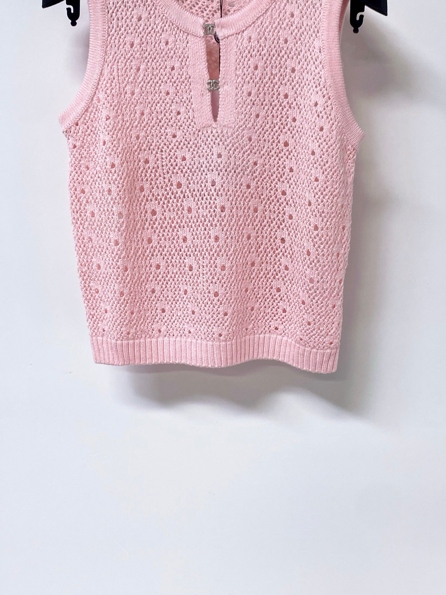 Chanel 2026 Sleeveless Crochet Knit Vest Logo Buttons 449832