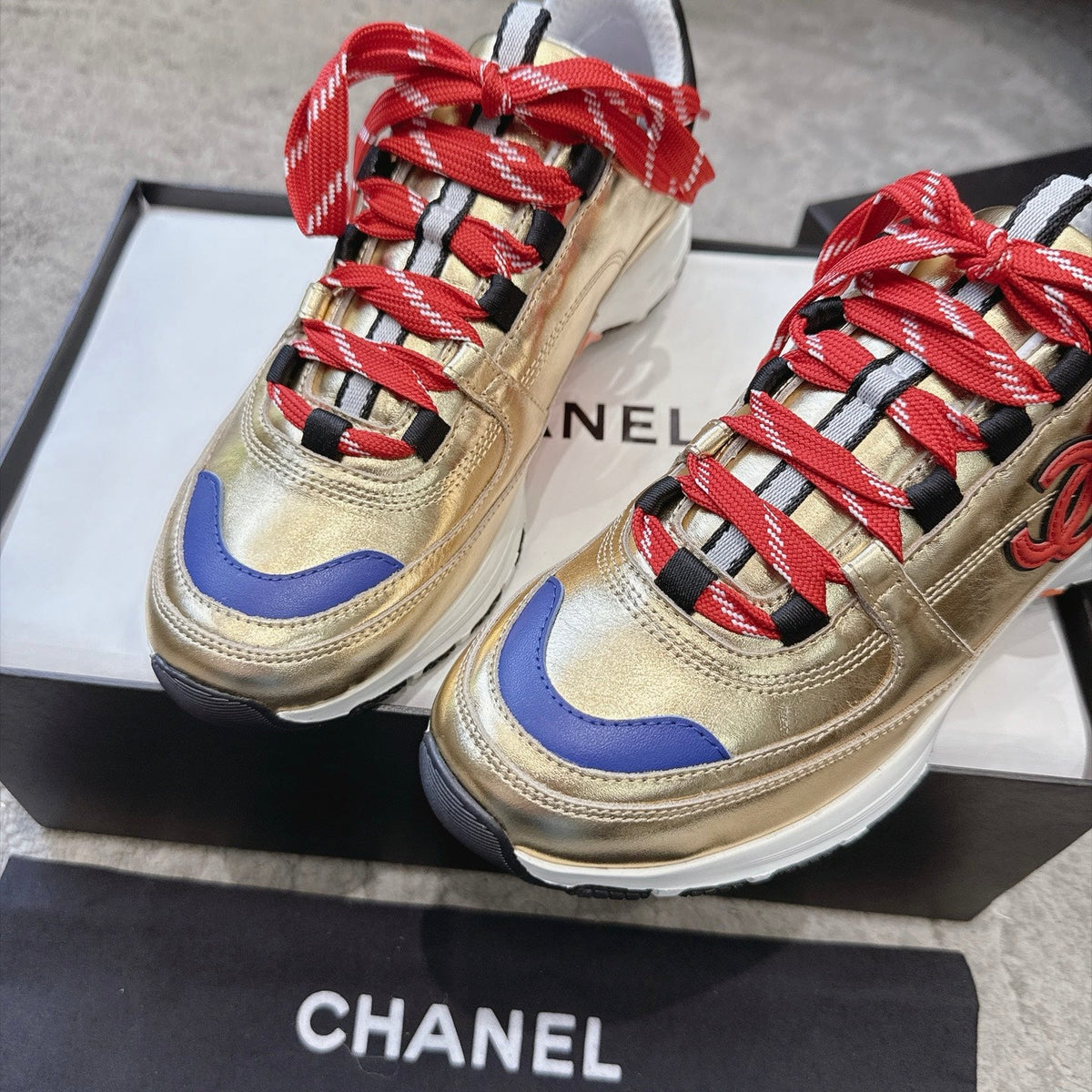 Chanel 2026 Metallic CC Sneakers Leather 188047