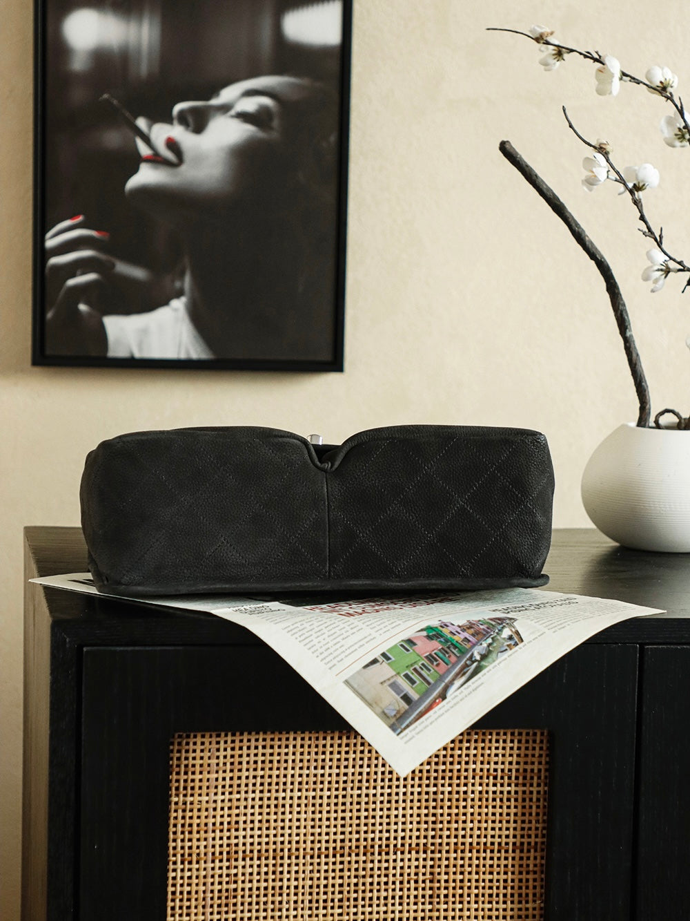 Chanel 25 Classic Single Flap Bag 35cm Black Leather 323477