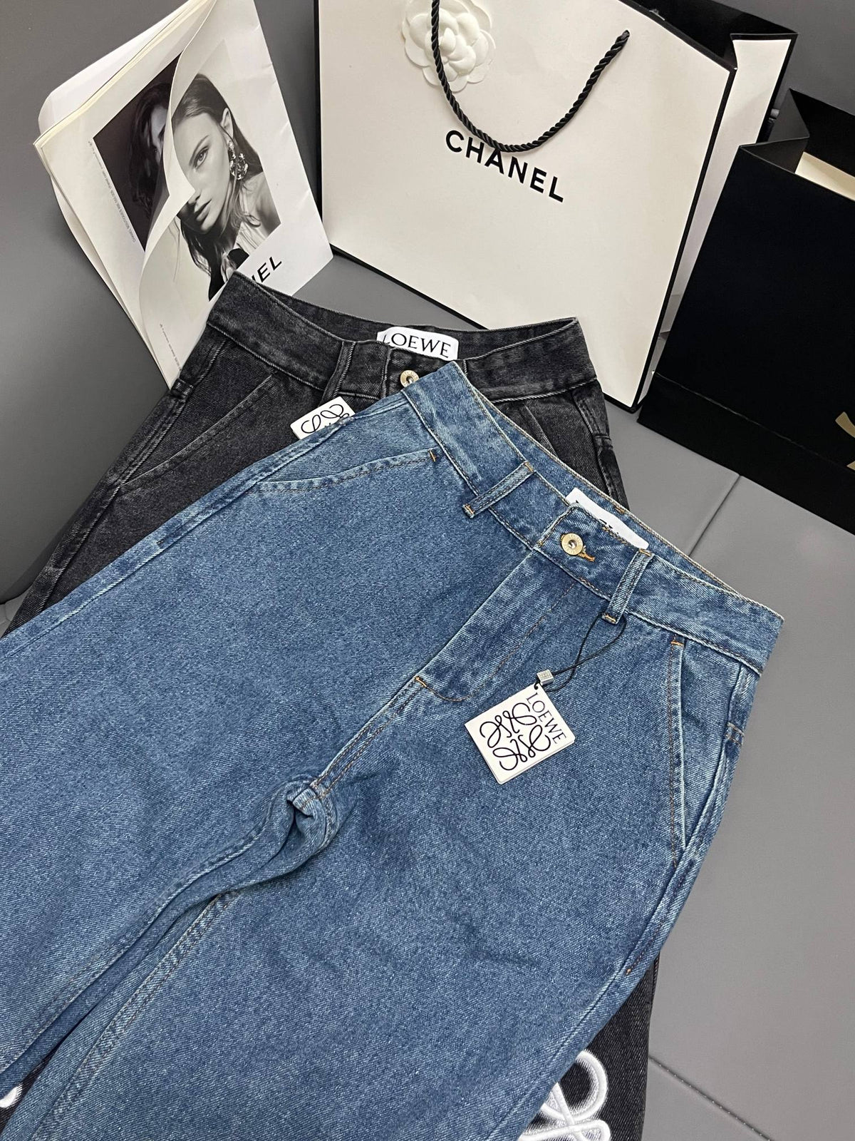 Loew White Anagram Blue Jean