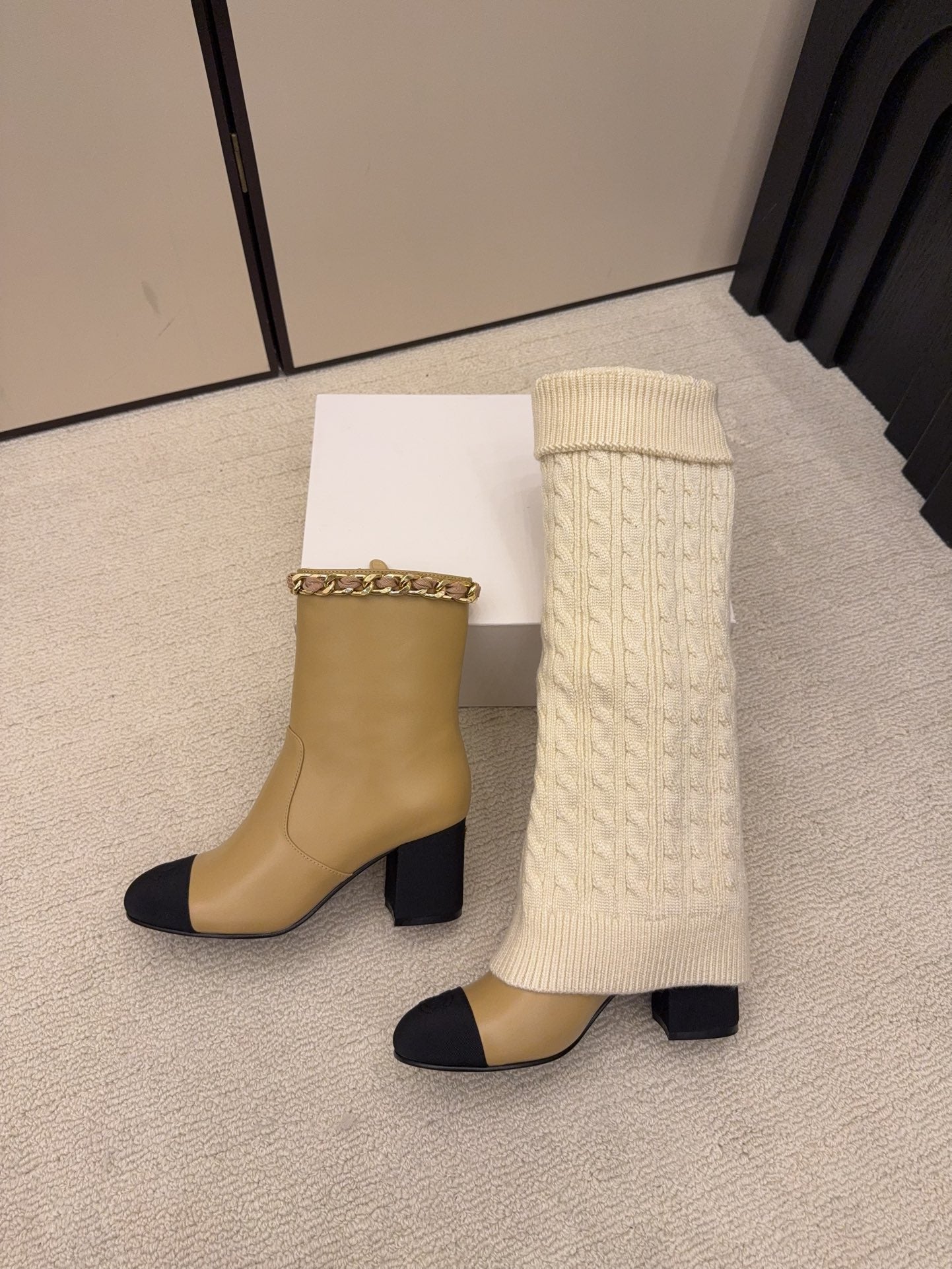 CC 26 Boot With Sock Detail Beige Cream Wool Leather 588841