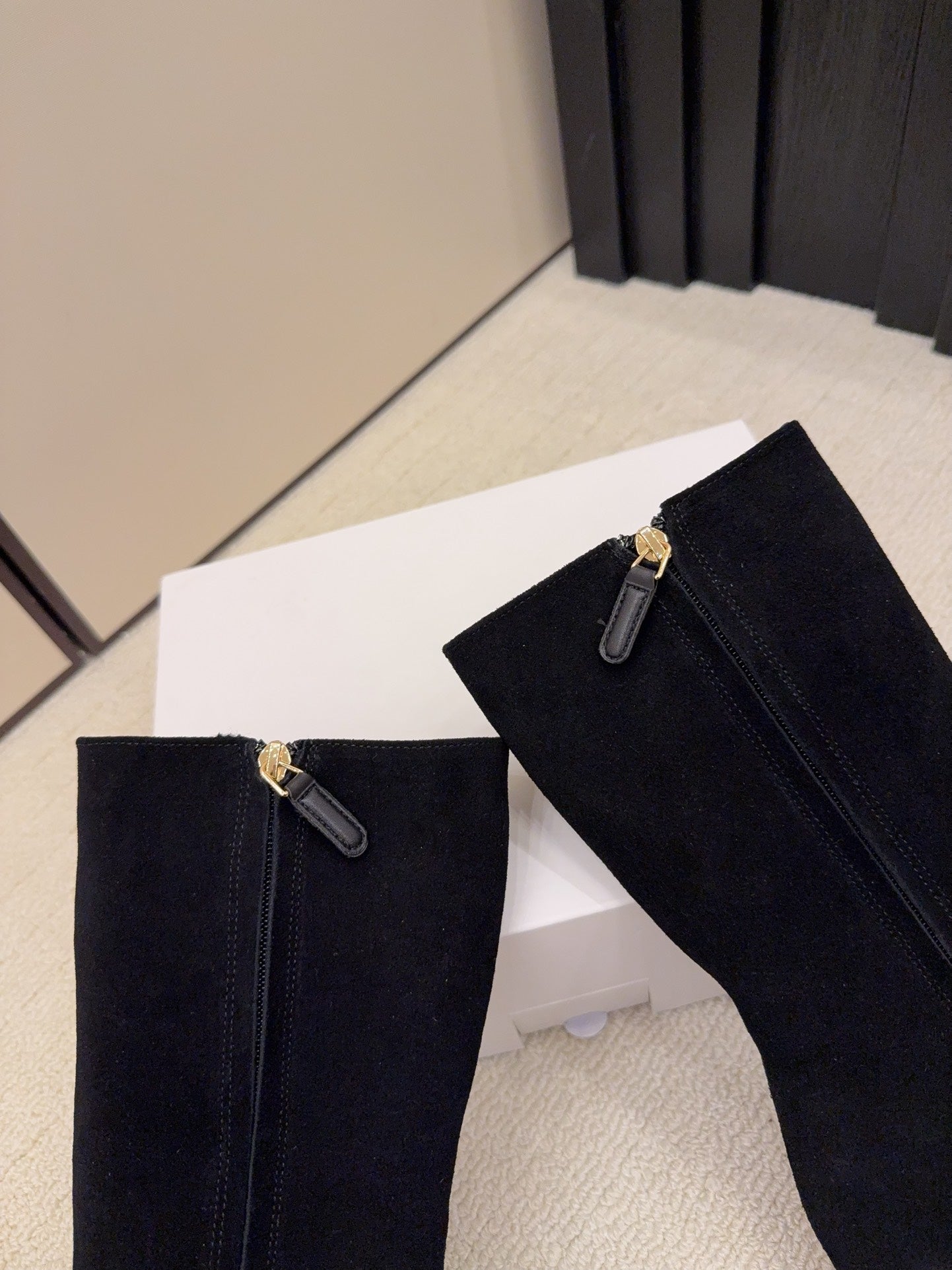 CC 26 Boot Black Suede 588925