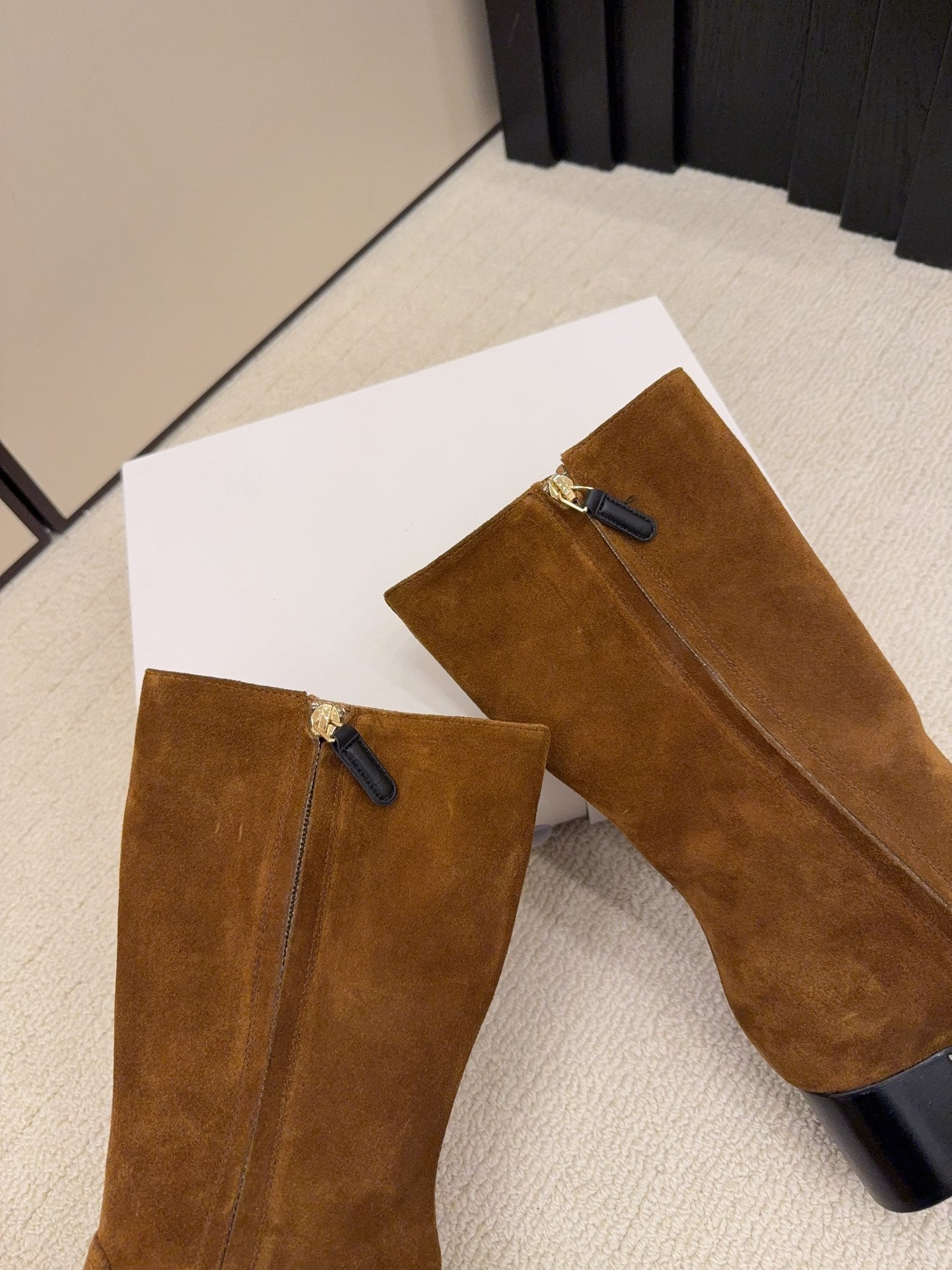 CC 26 Boot Camel Suede 588926