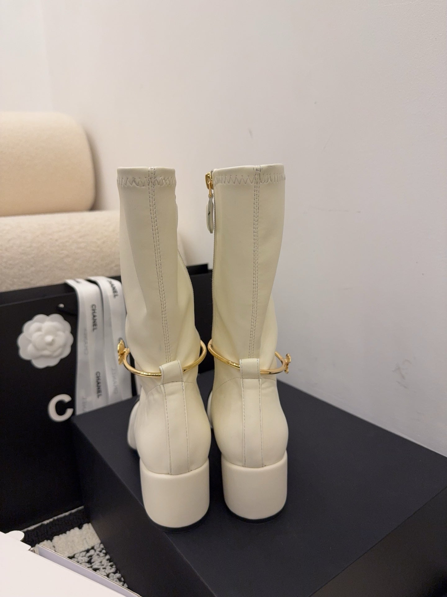 CC 26 Short Boot With Gold-tone Ankle Chain White Black Lambskin 588820