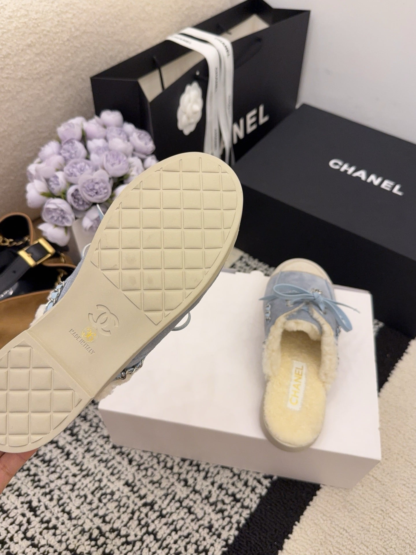 CC 26 Shearling Slip-on Loafer Blue White Suede Wool 588716