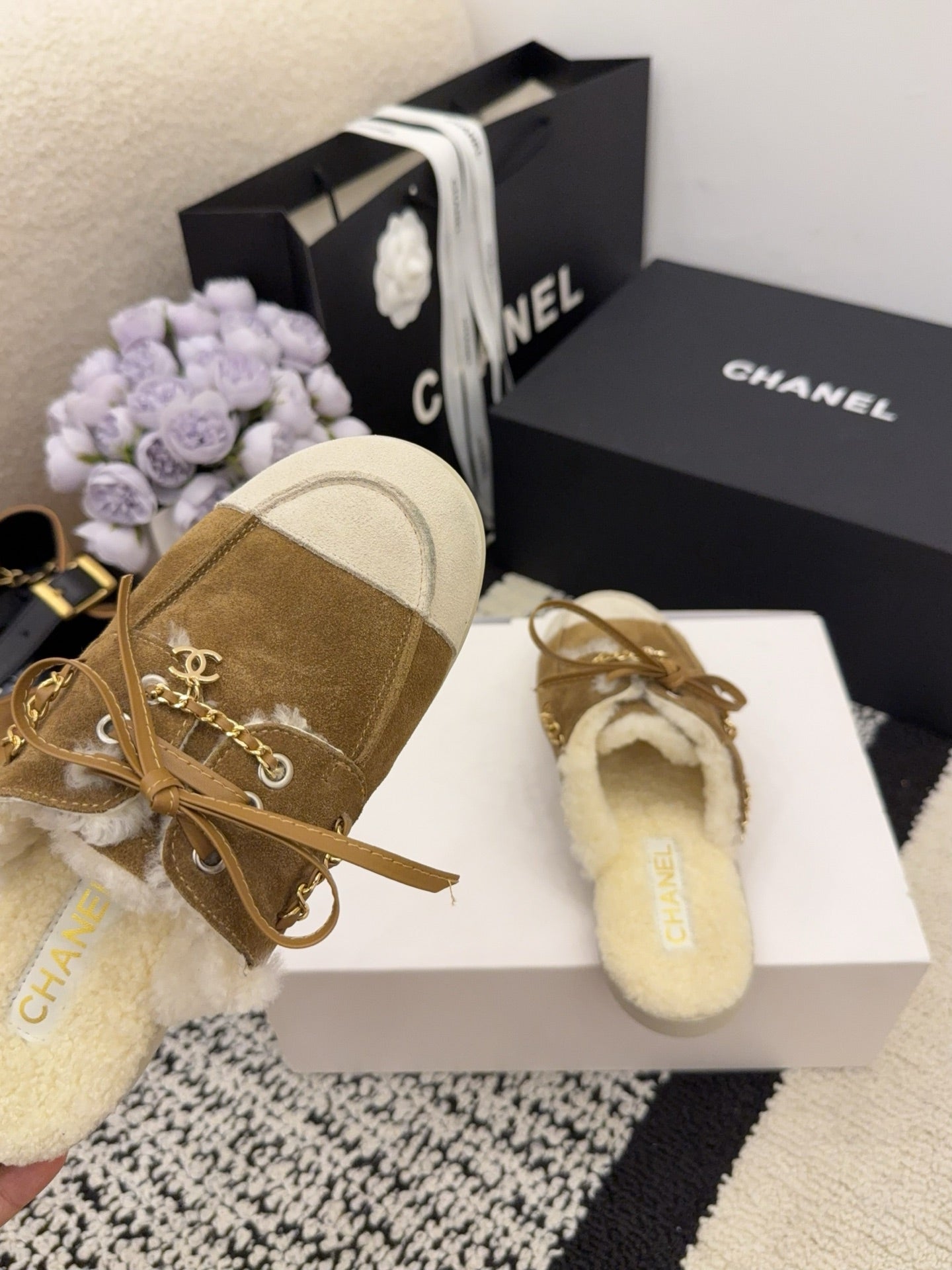 CC 26 Shearling Slip-on Loafer Tan White Suede Wool 588717