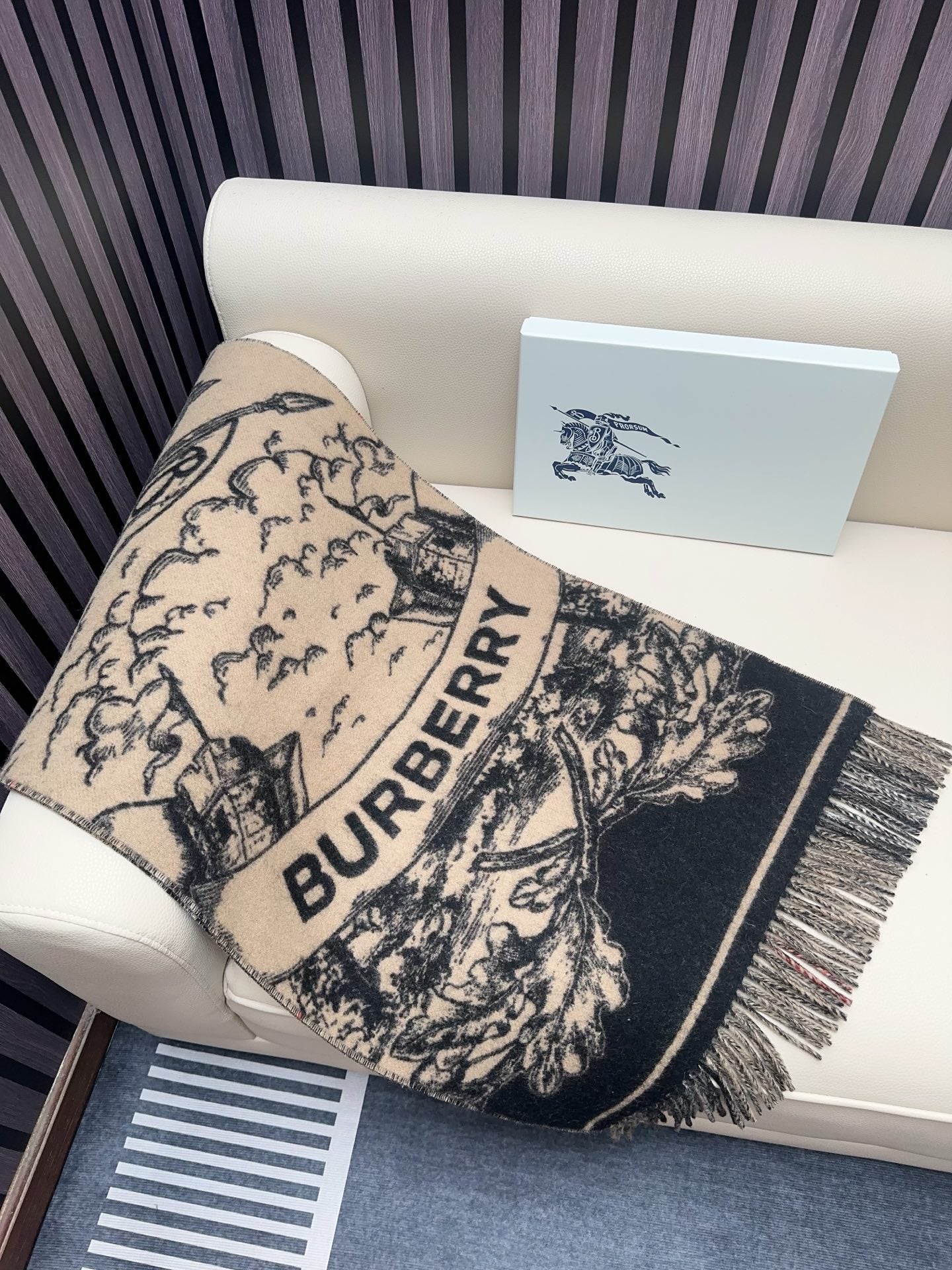 BBR Masterpiece 200CM Beige Black Cashmere 293287