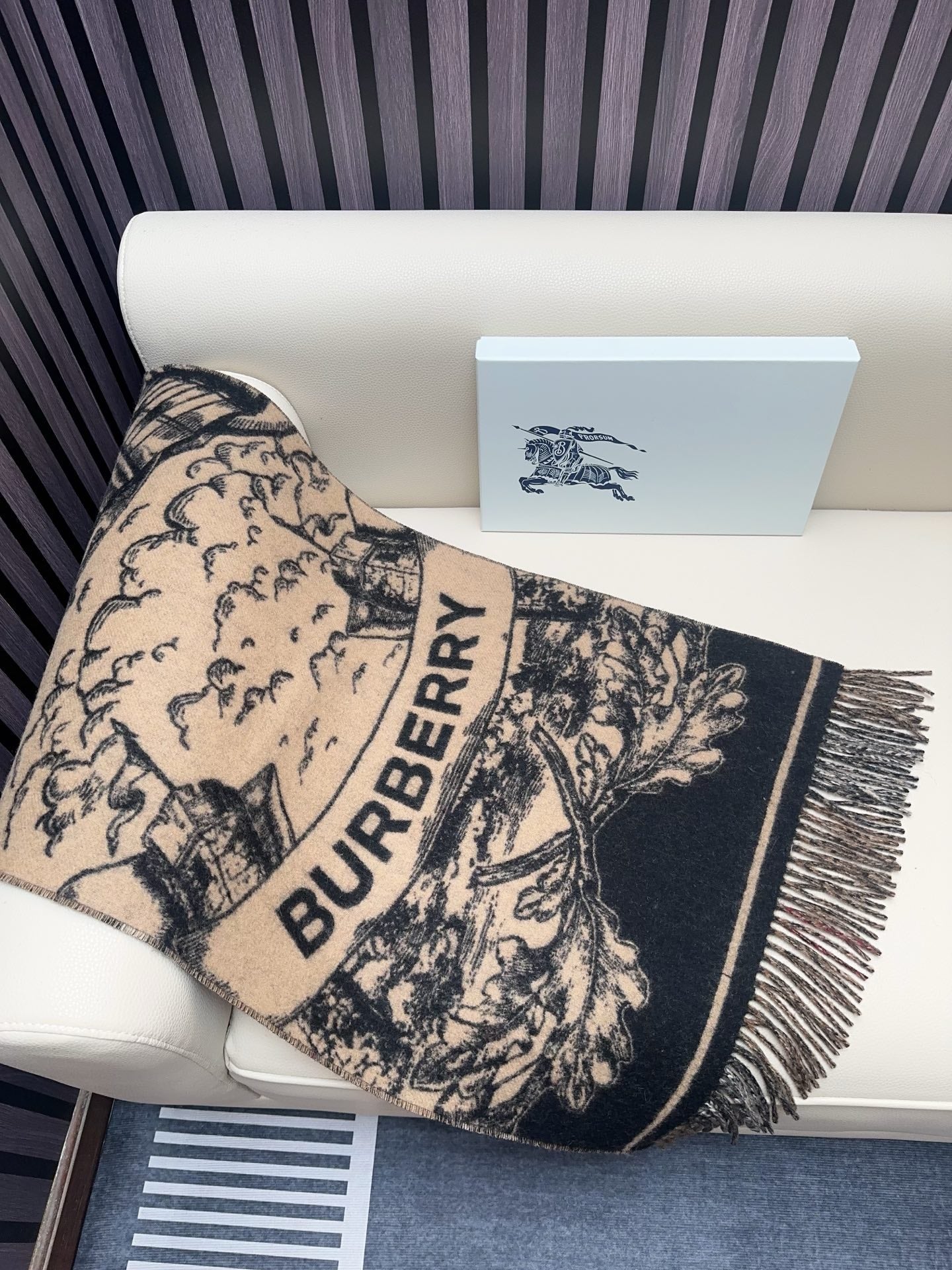 BBR Masterpiece 200CM Dark Beige Black Cashmere 293288