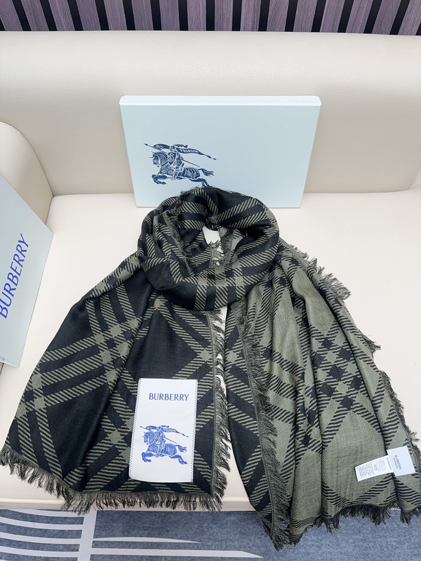 BBR Double-Sided Scarf 190CM Dark Green Black Cashmere 293315