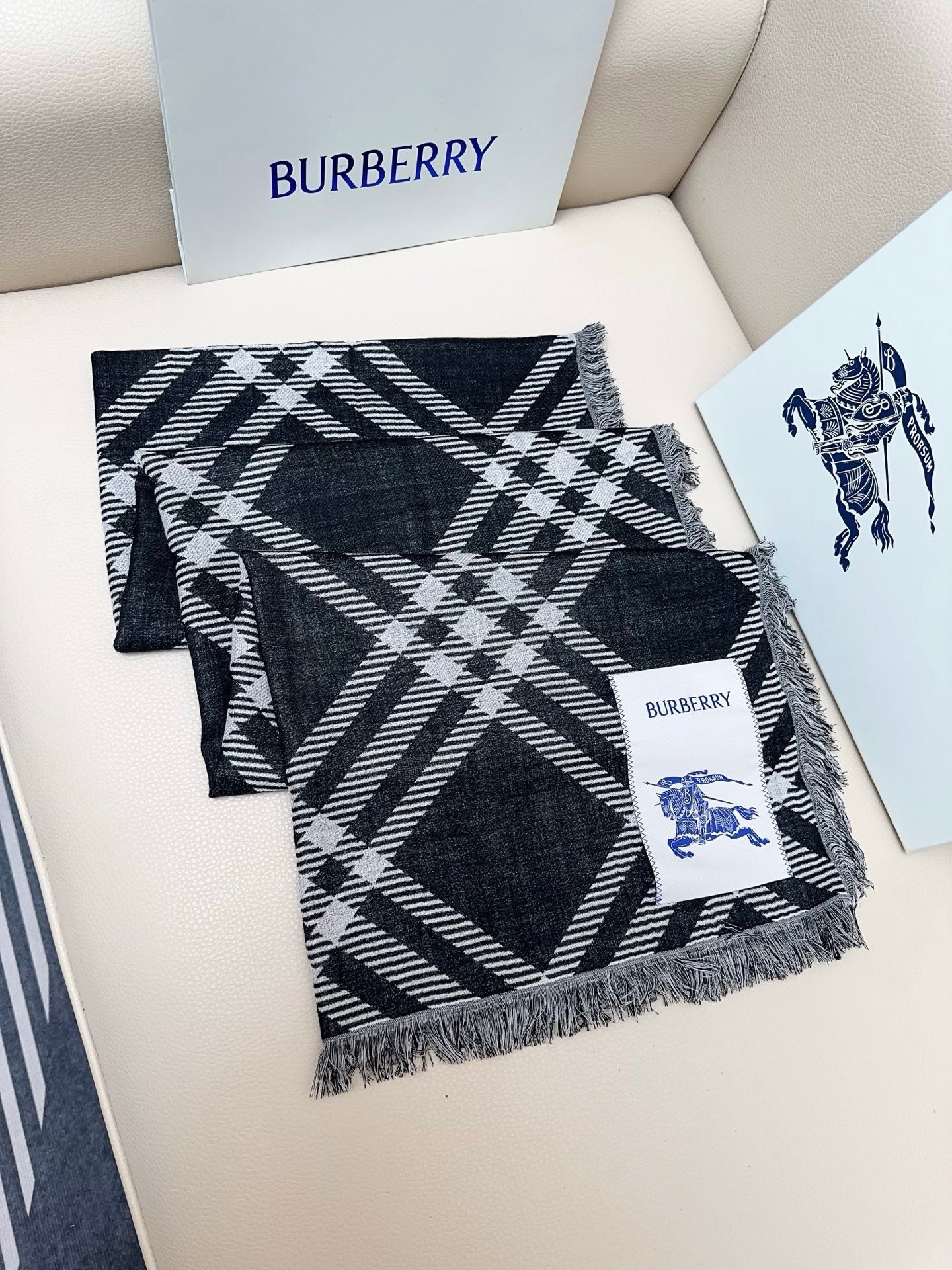 BBR Double-Sided Scarf 190CM Black Cashmere 293318