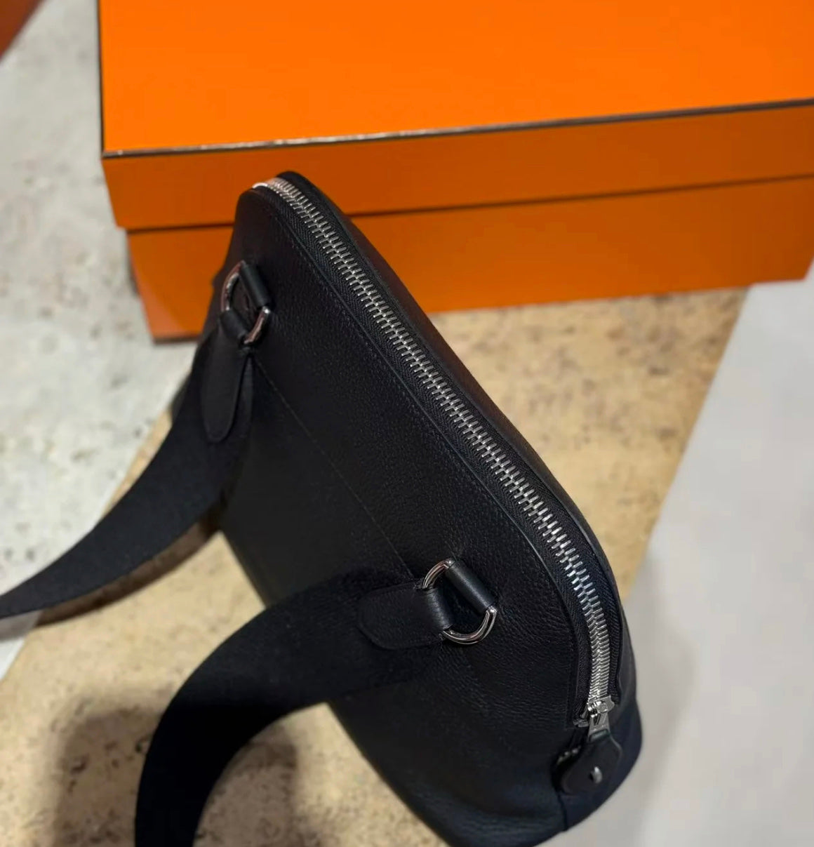 High-end Hermes 2026 Messenger Bowling Bag 26.5cm Togo Leather
