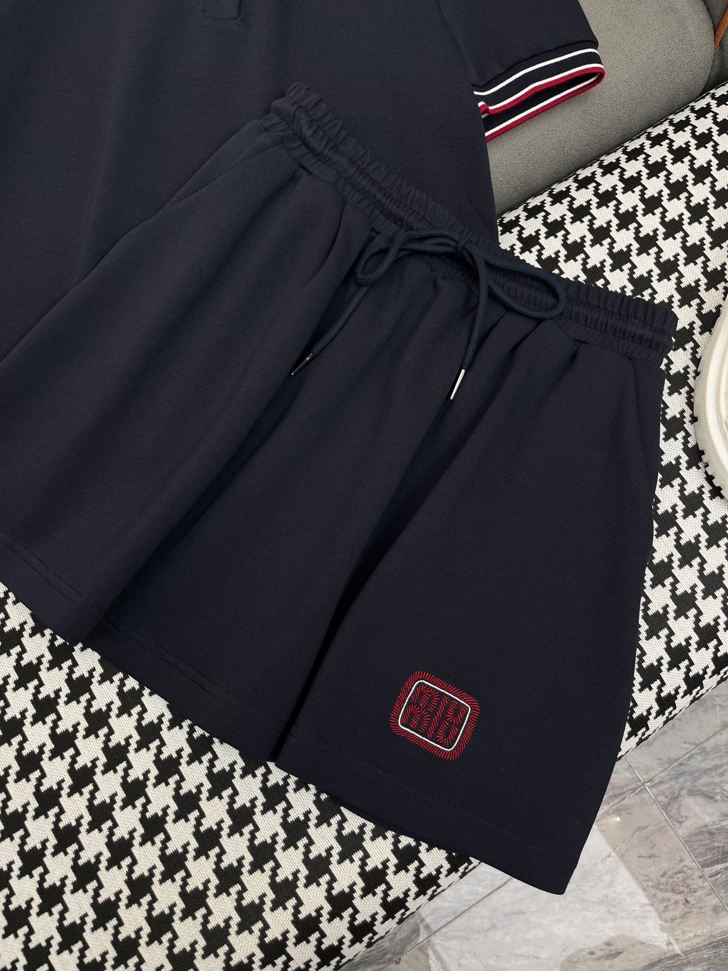 Miu 25C Polo Shirt Mix Short Skirt 228562