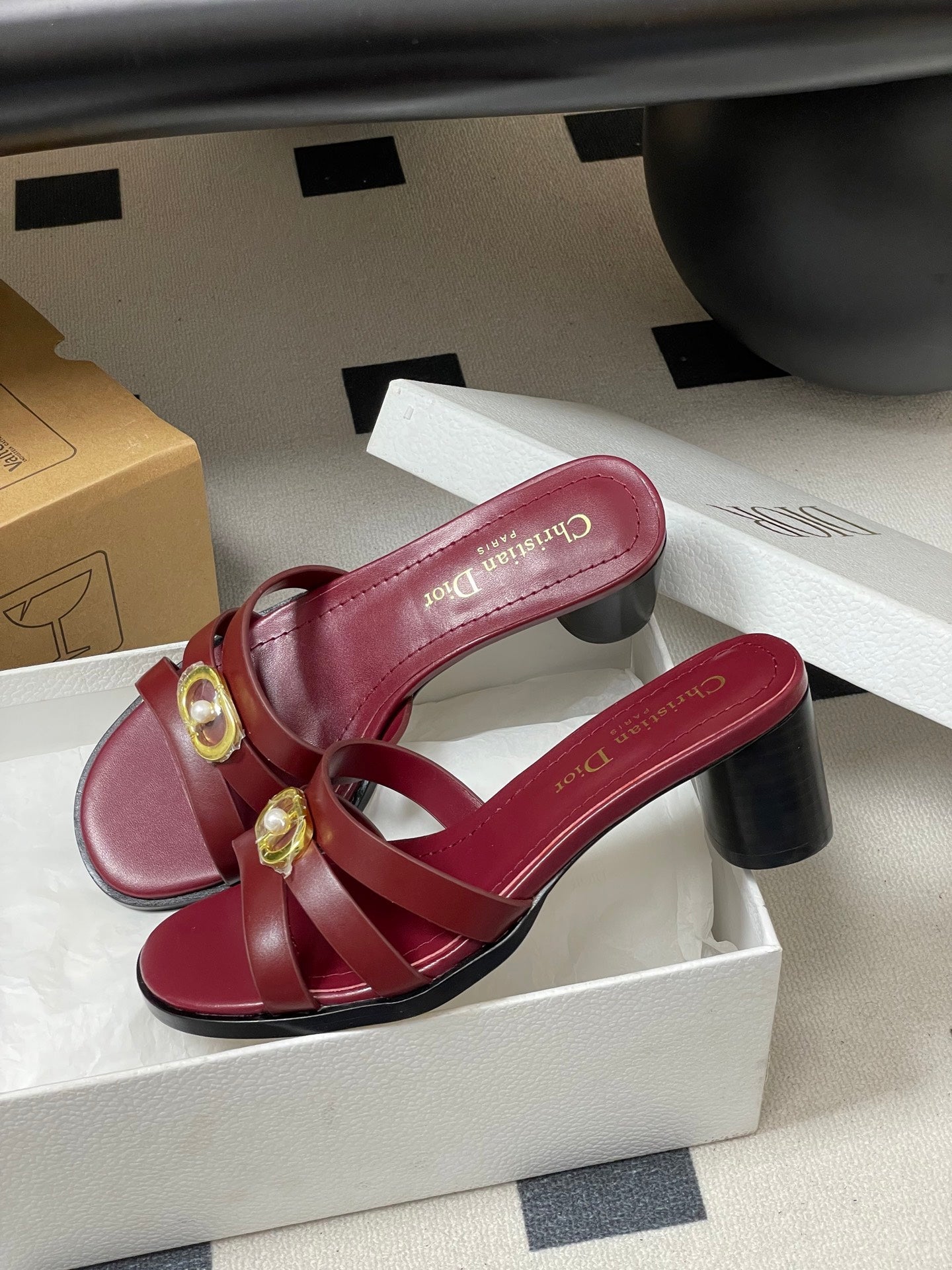 CD 26 Chunky Heel Sandals 50 Burgundy Leather 593522