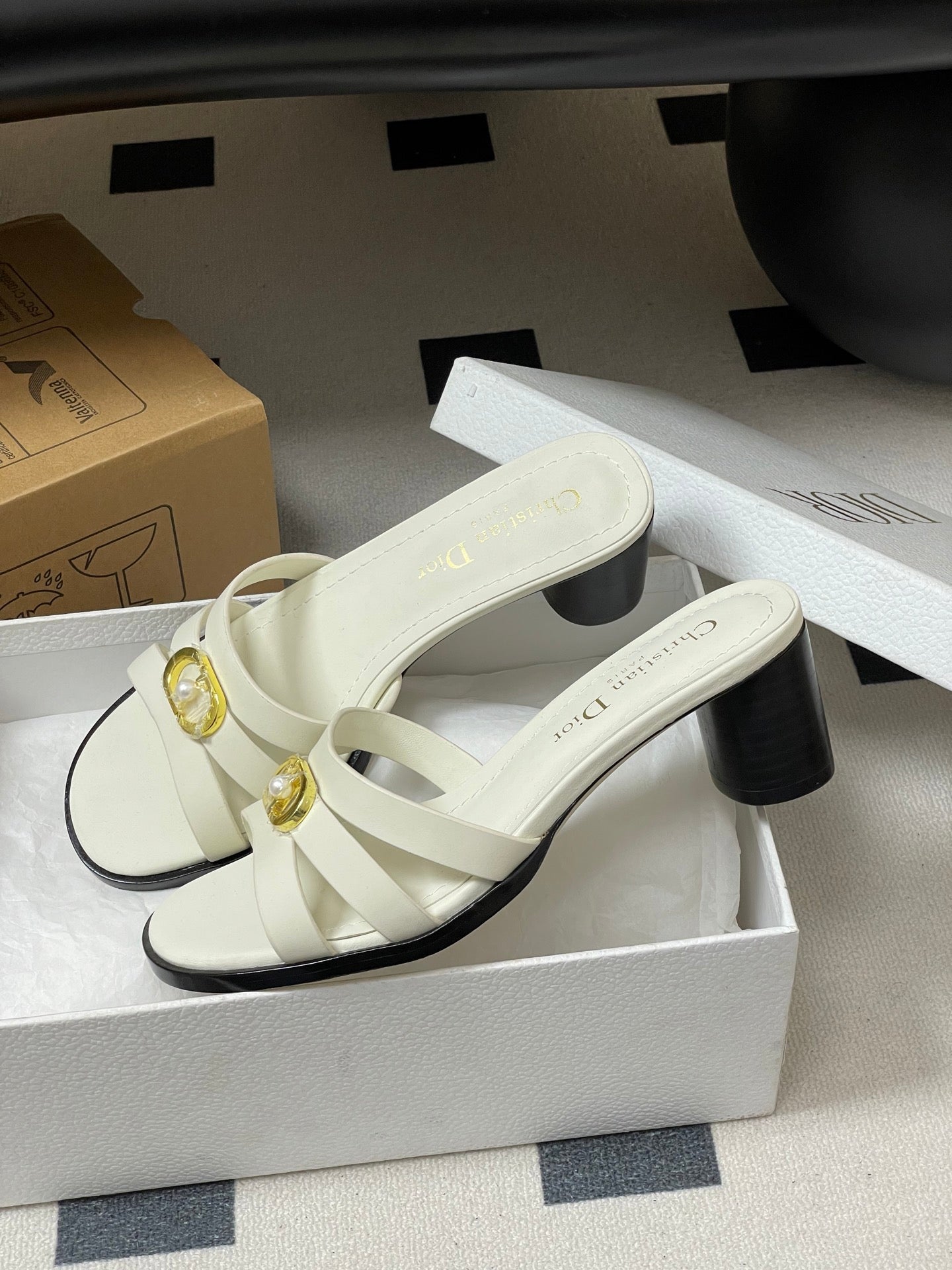 CD 26 Chunky Heel Sandals 50 White Leather 593525