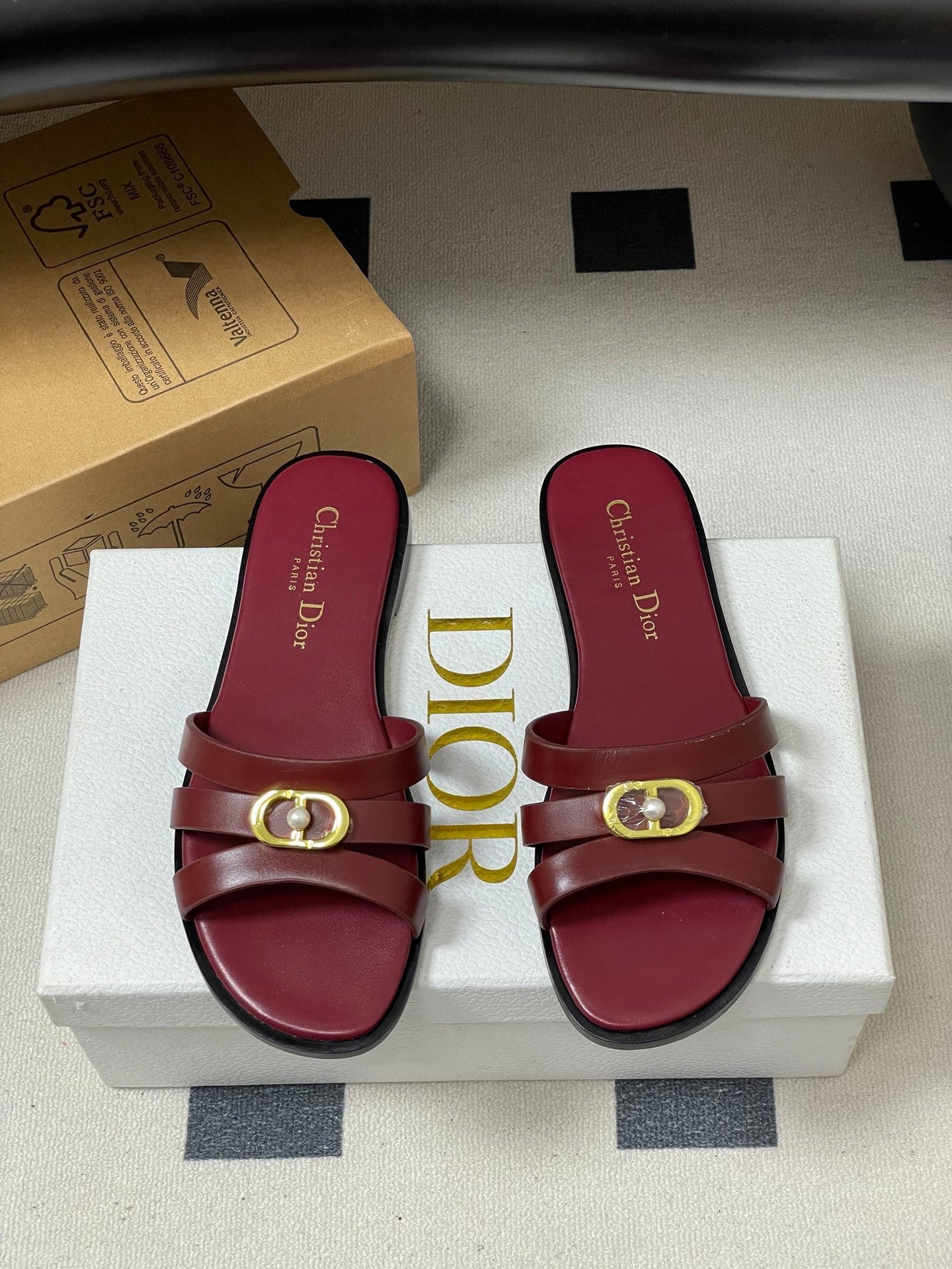 CD 26 Chunky Heel Sandals Burgundy Leather 593529