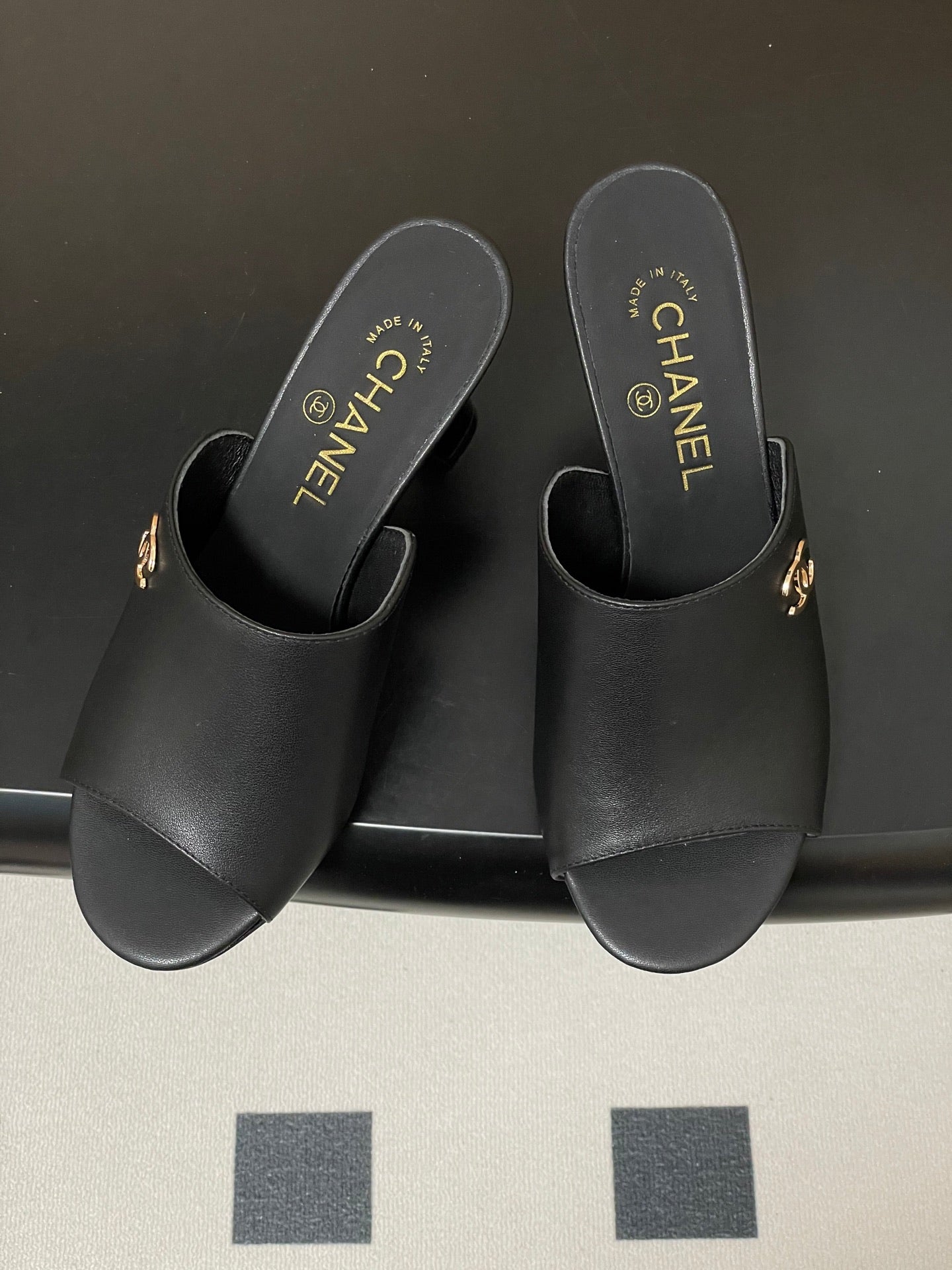 CC 26 Sandal Black Lambskin 593324