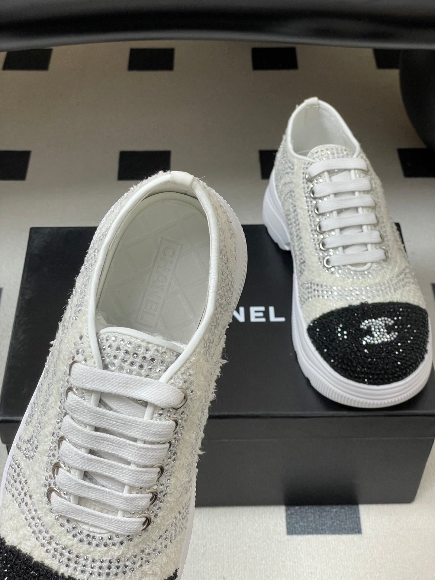 CC 26 Platform Sneaker White Sequin-embellished Leather 593346