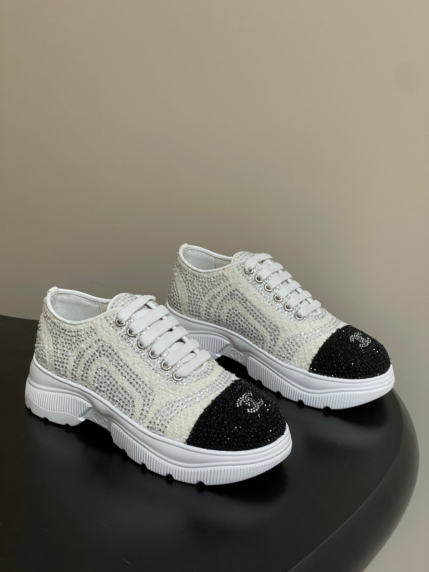 CC 26 Platform Sneaker White Sequin-embellished Leather 593346