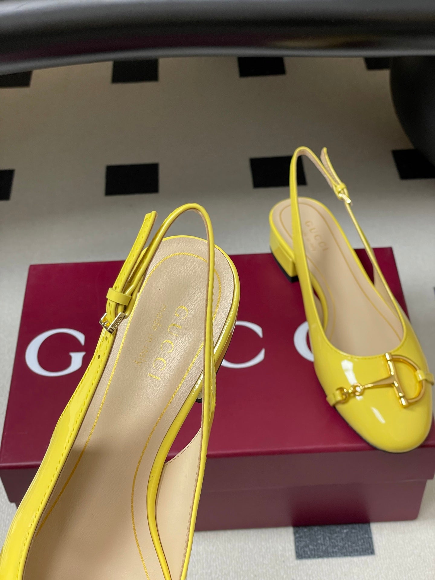 GG 26ss Big D Half HorseBit Mary Jane Yellow Patent Leather 593503
