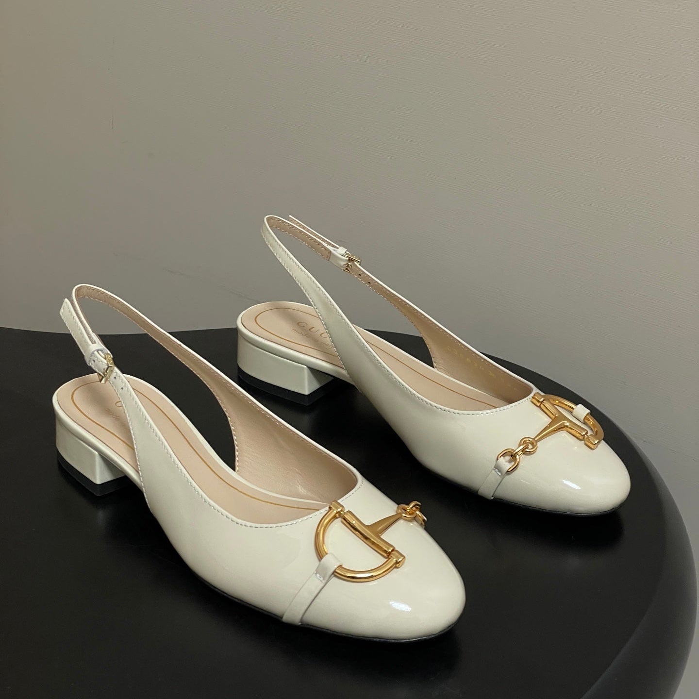 GG 26ss Big D Half HorseBit Mary Jane White Patent Leather 593505