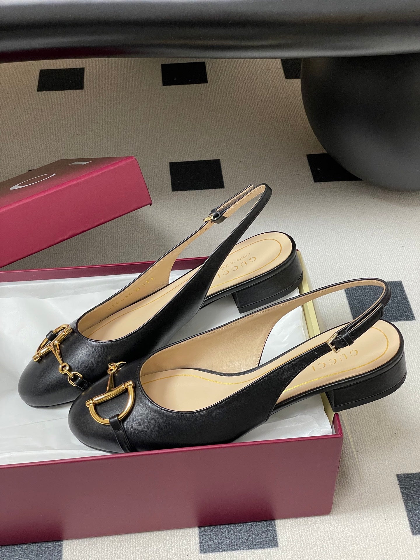 GG 26ss Big D Half HorseBit Mary Jane Black Cowhide 593508