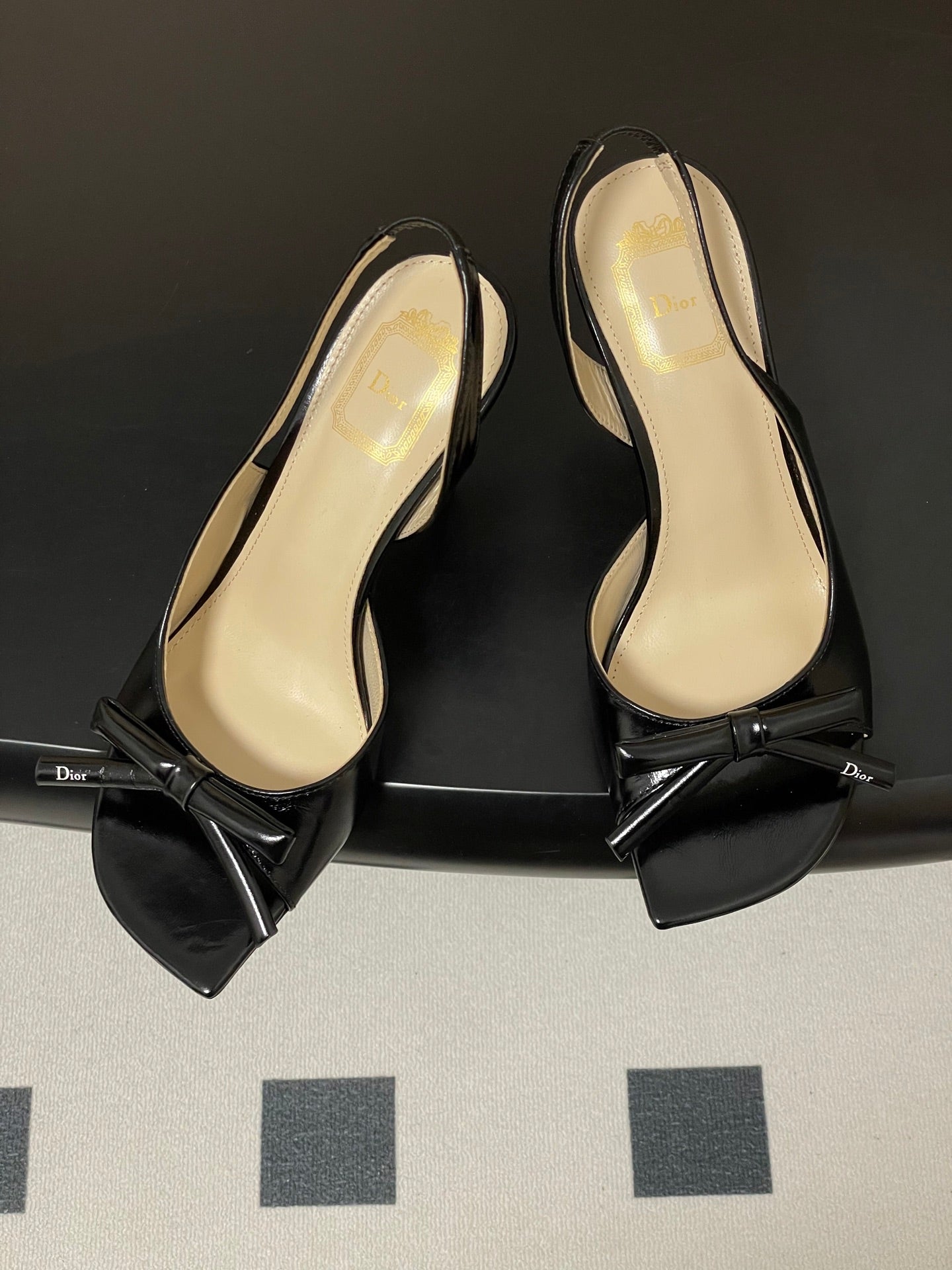 CD 26 Slingback 85 Black Patent Leather 593608
