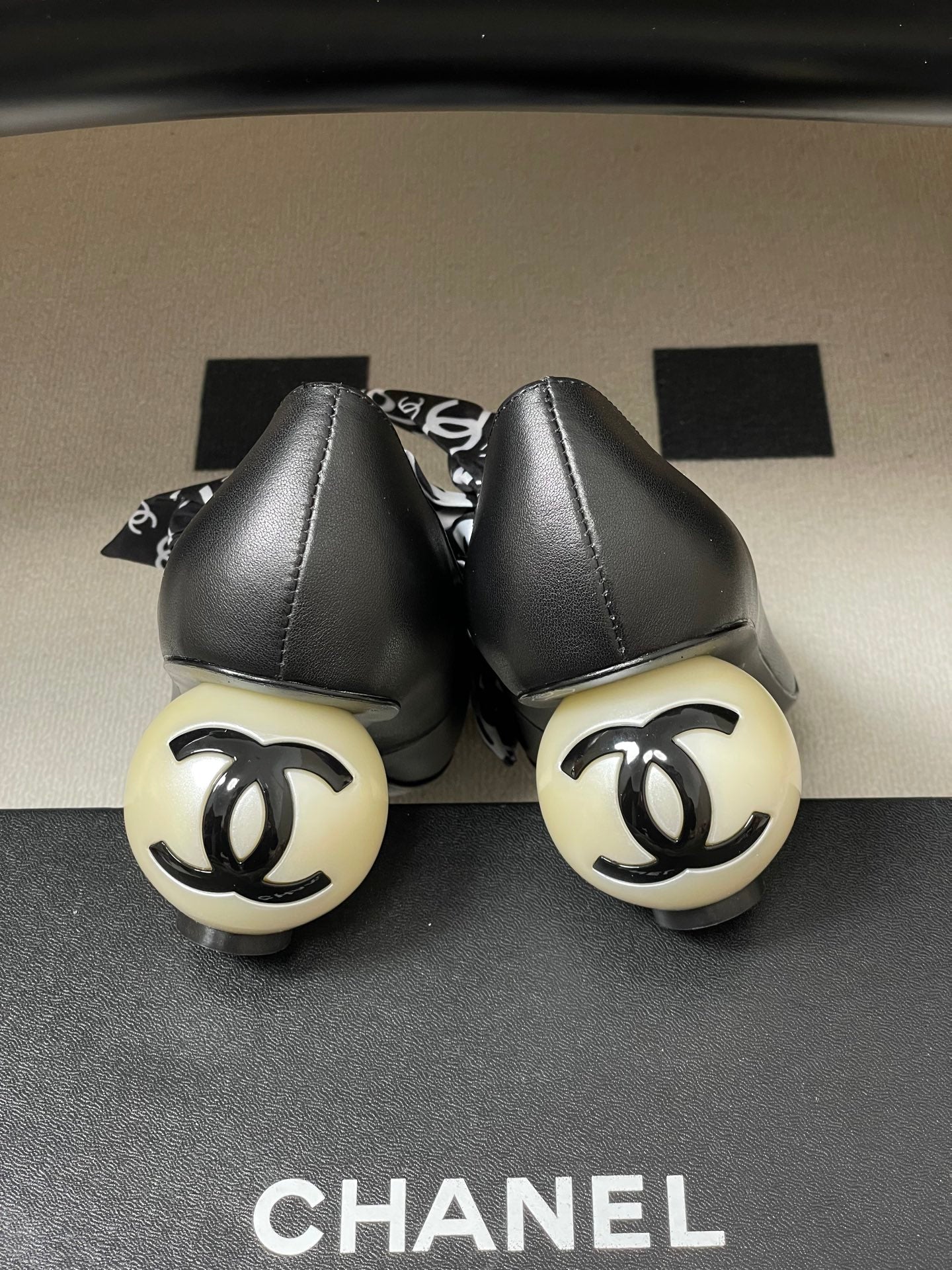 CC 26  Double C Pearl Heel Pump With Silk Ribbon Black Sheepskin 593158