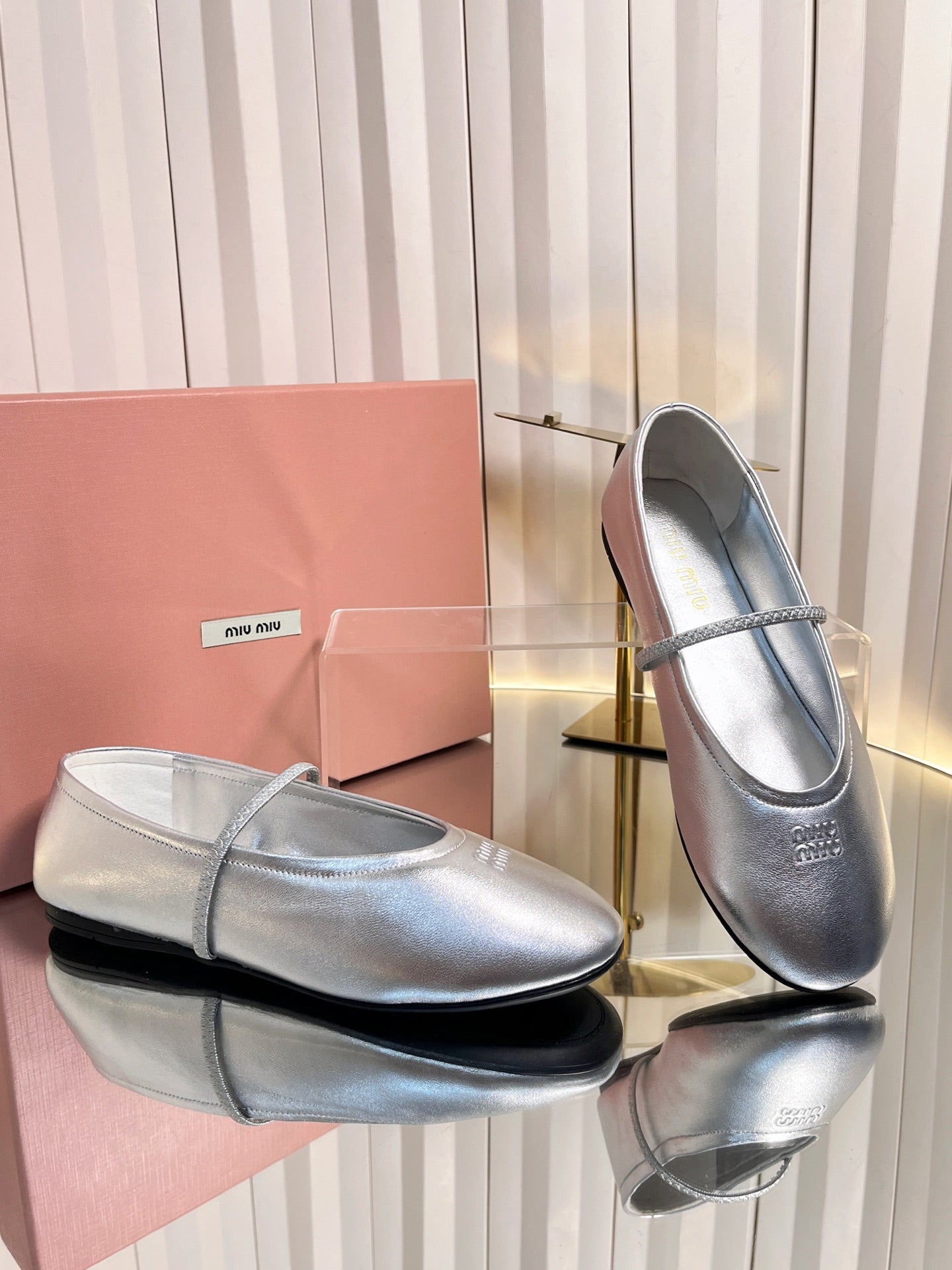 Miu Miu 2026 Strap Ballet Flats Leather 979169