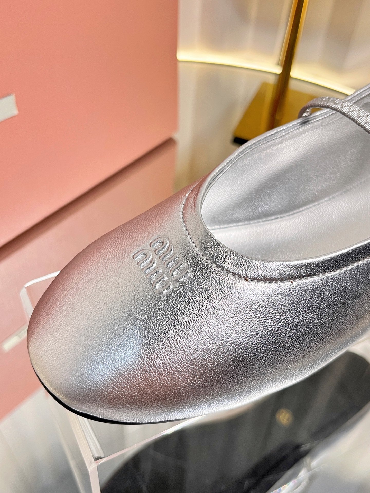 Miu Miu 2026 Strap Ballet Flats Leather 979169
